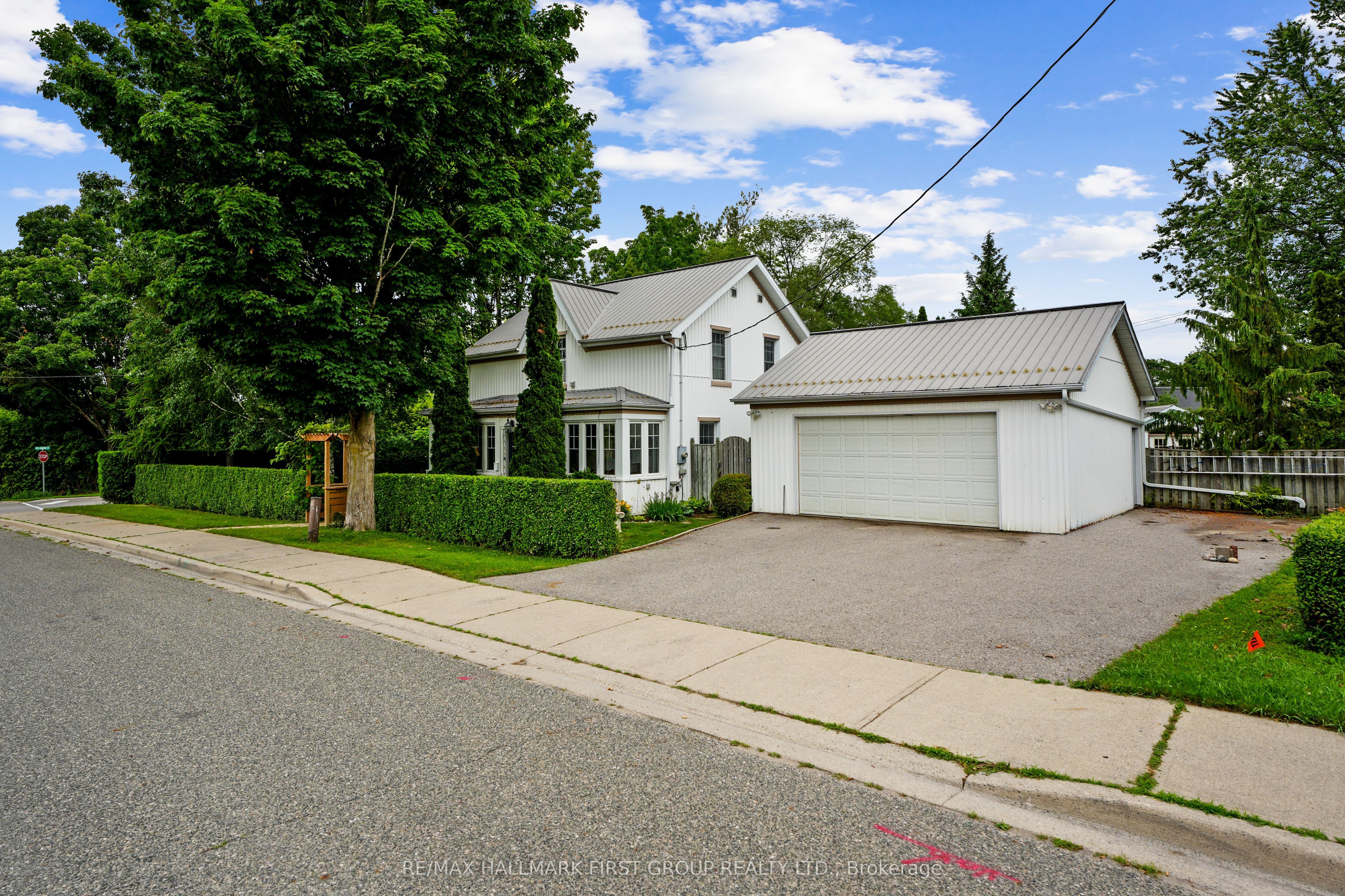 34 Croft Street, Port Hope, ON L1A 1Y9 photo 2