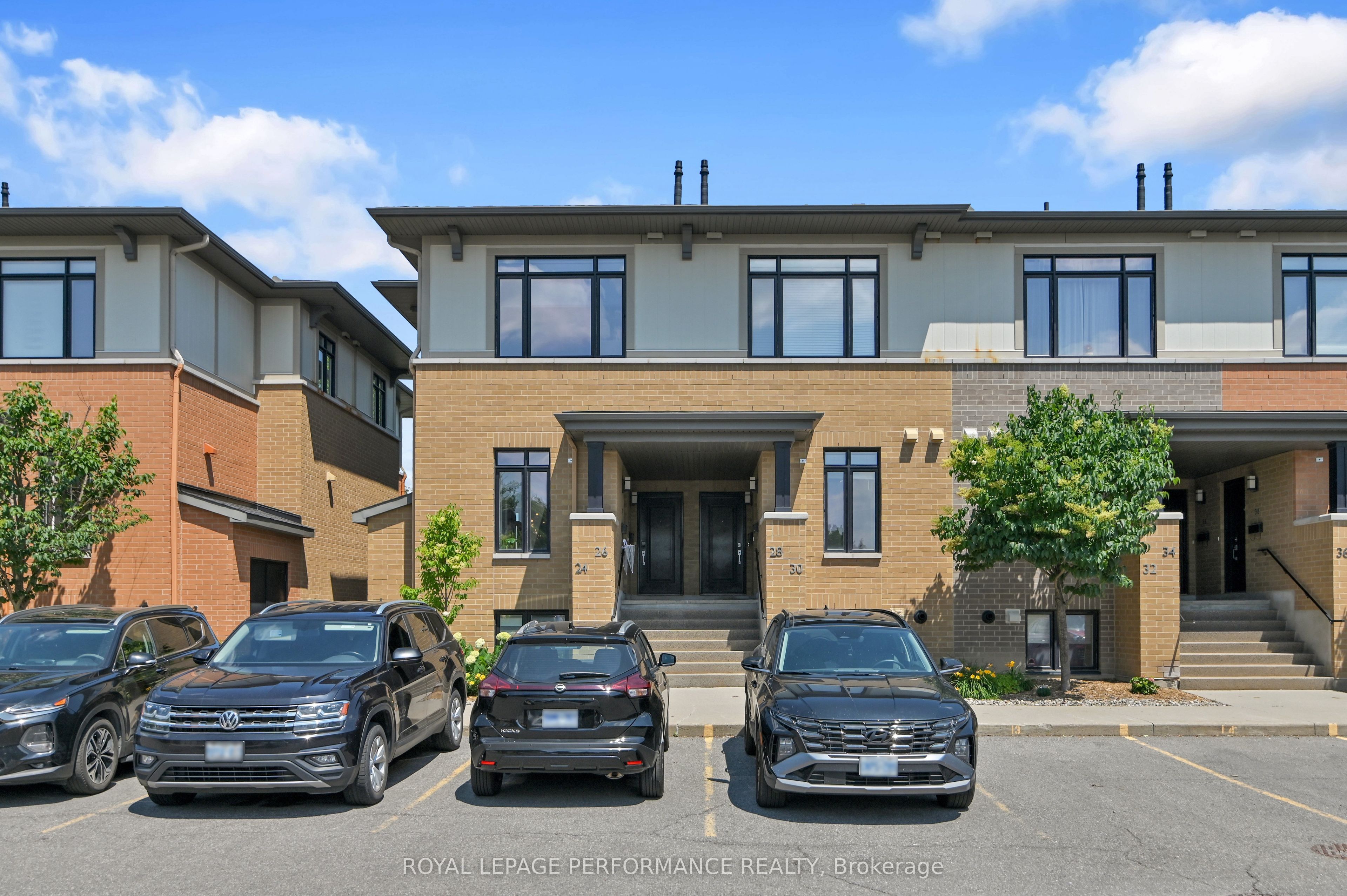 24 Bergeron Private, Orleans - Convent Glen and Area, ON K1C 0C2 photo 2