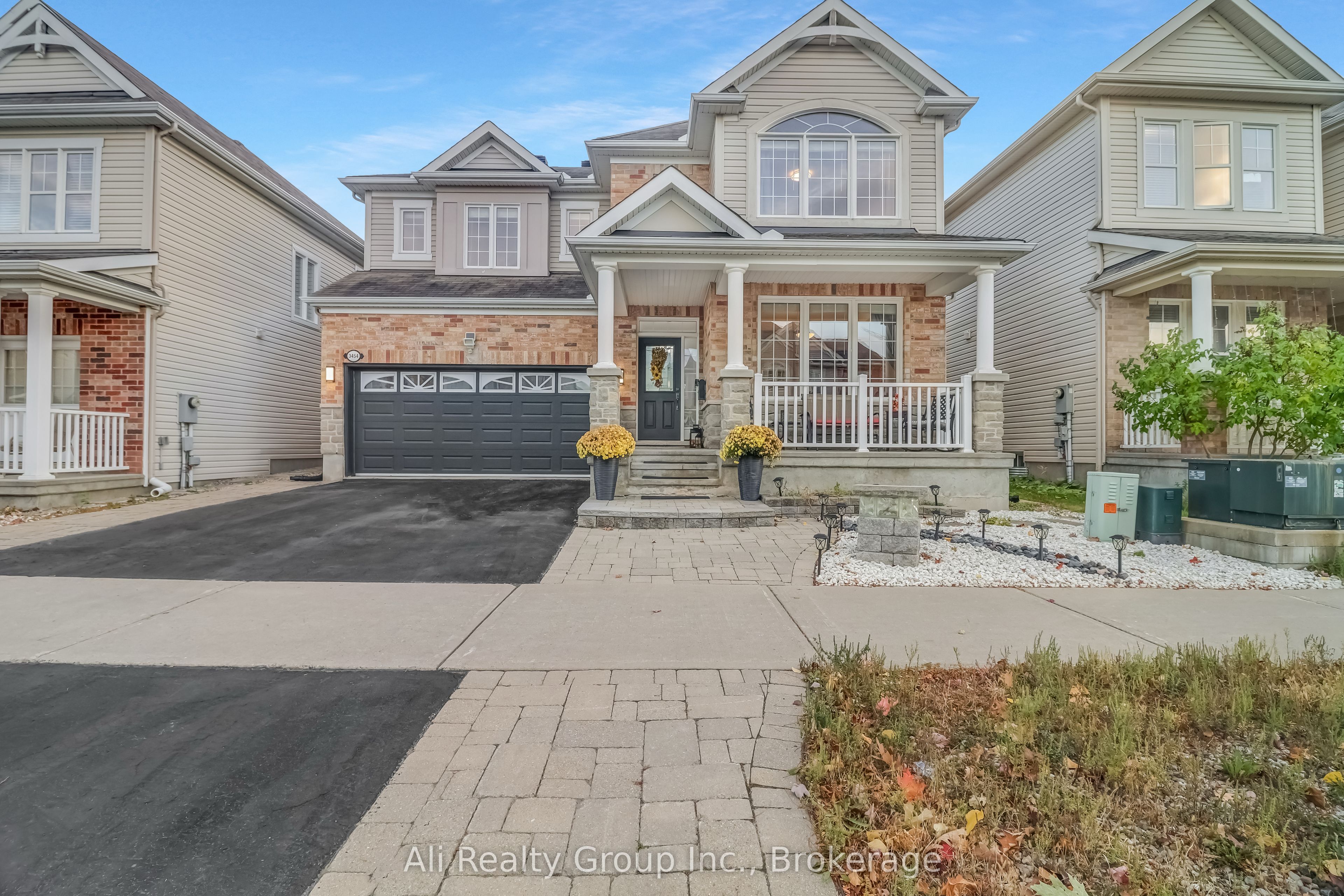3454 River Run Avenue, Barrhaven, ON K2J 0R8 photo 3
