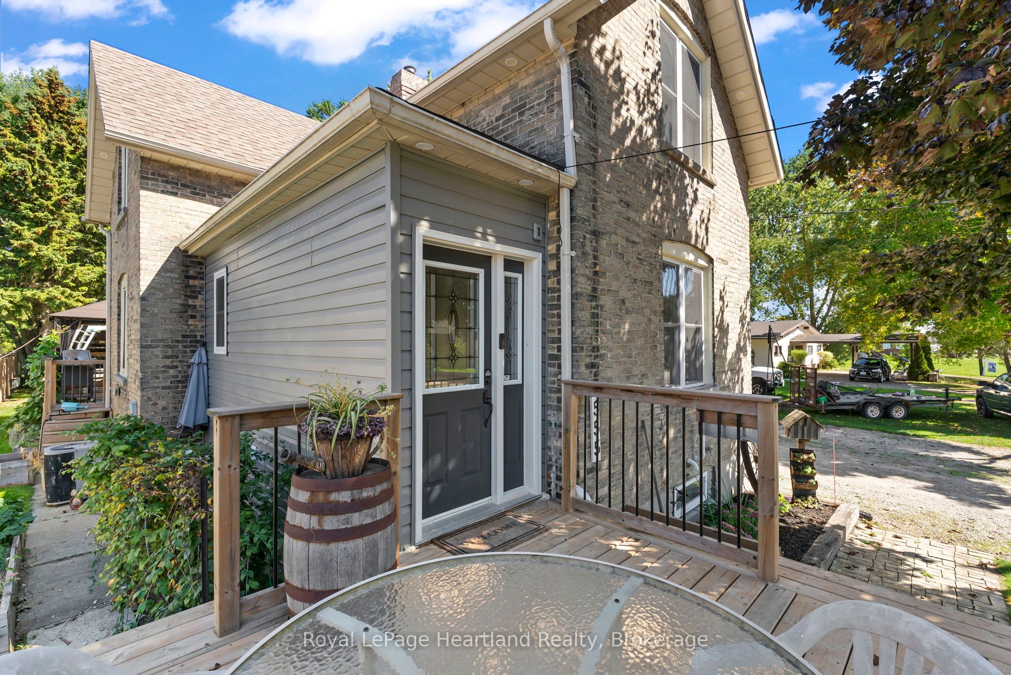 555 RAGLAN Street, Minto, ON N0G 2P0 photo 5