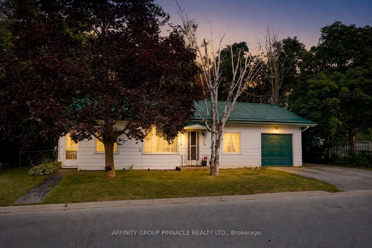 35 Clifton Street, Kawartha Lakes, ON K0M 1N0 photo 4