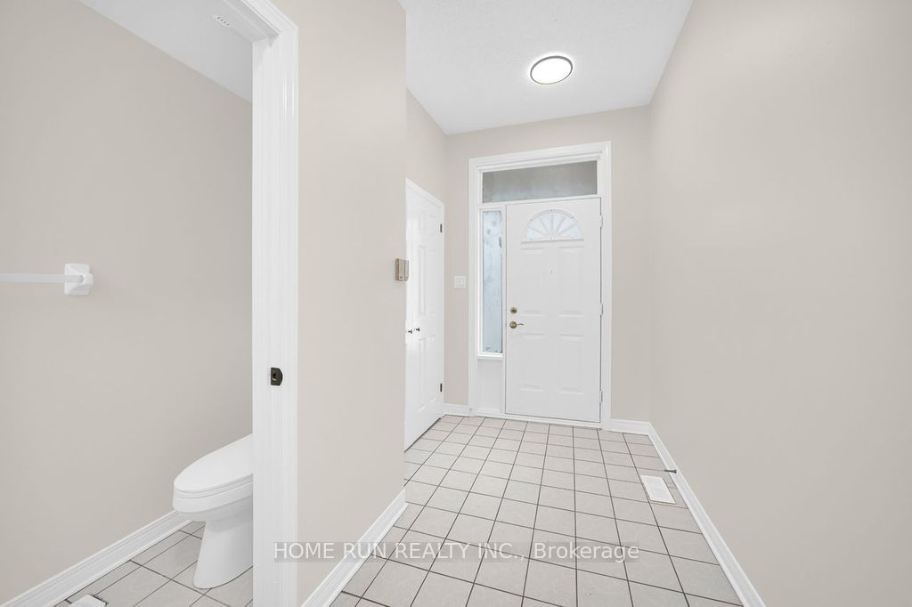 102 Kimberwick Crescent, Hunt Club - Windsor Park Village and Area, ON K1V 1K7 photo 3