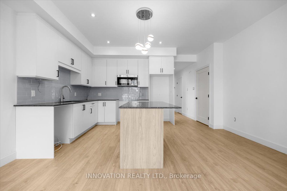 486-2 Wentworth Avenue, Woodroffe, ON K2B 5K1 photo 3