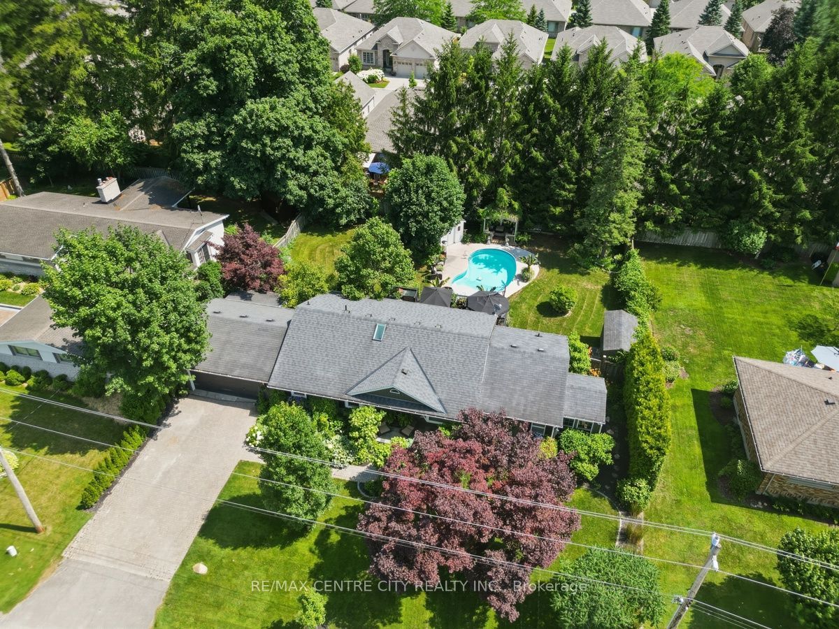 7 Northcrest Drive, London North, ON N5X 3V7 photo 2