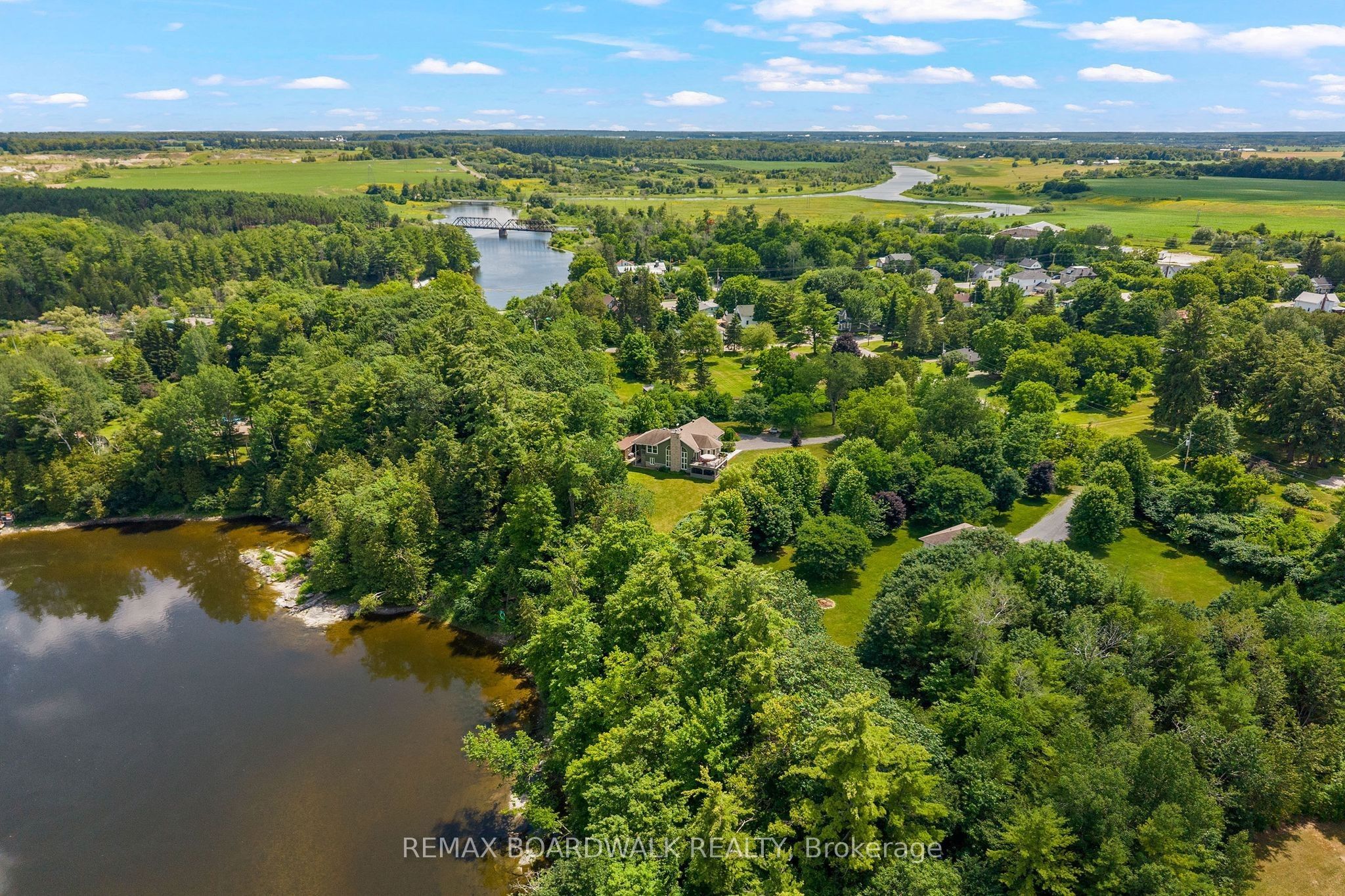 4844 Mohrs Road, Carp - Dunrobin - Huntley - Fitzroy and Area, ON K7S 3G7 photo 2
