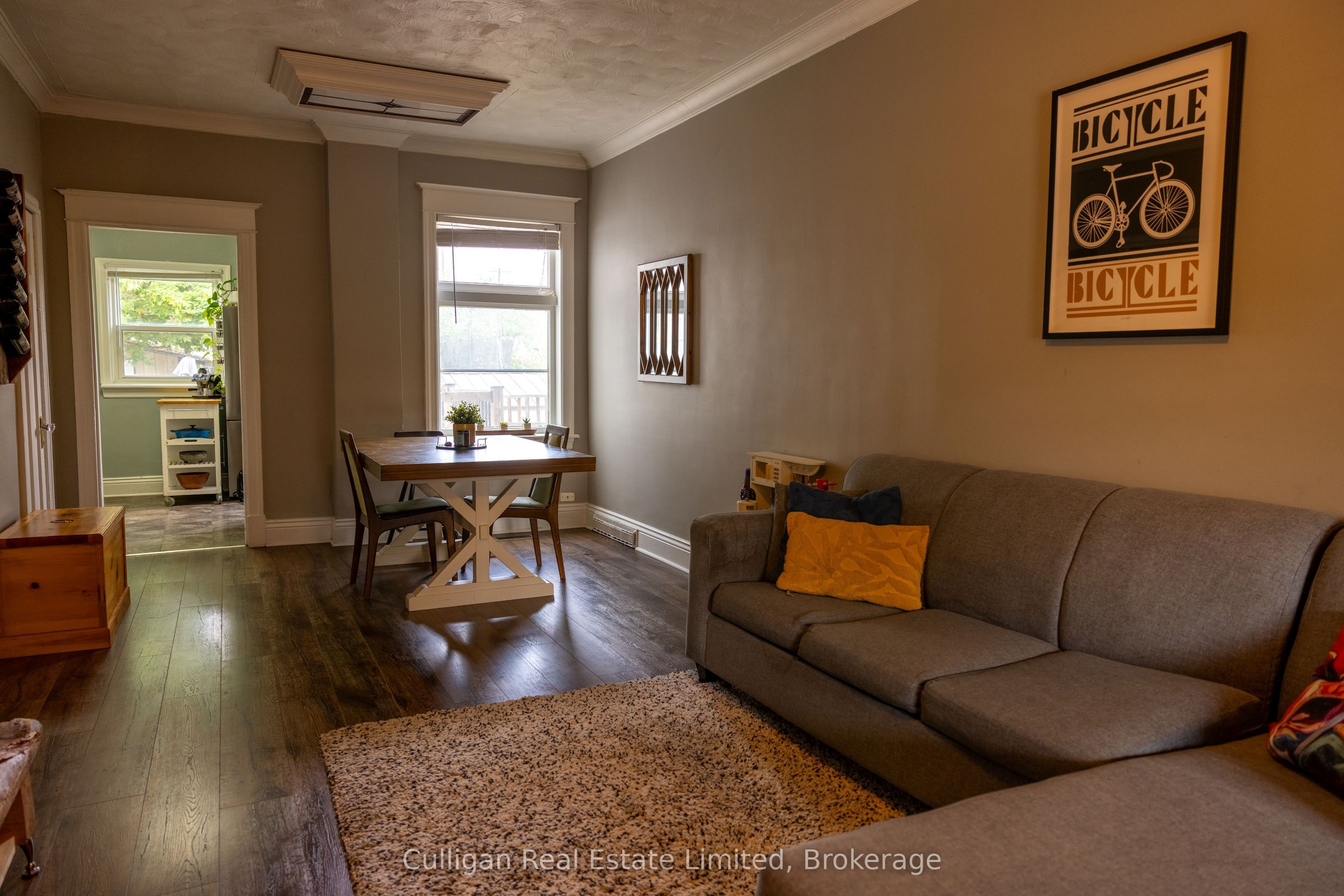 115 London Street N, Hamilton, ON L8H 4B4 photo 5