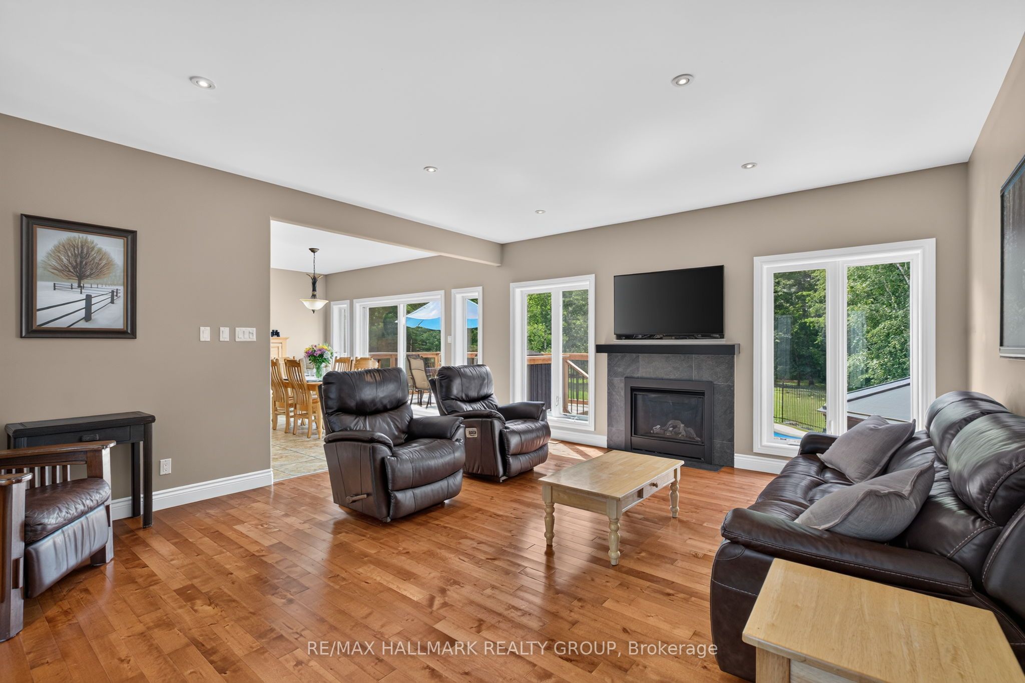 168 Wilbert Cox Drive, Carp - Huntley Ward, ON K0A 1L0 photo 4
