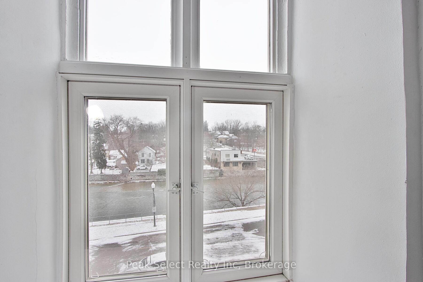 20 WATER Street S 31, St. Marys, ON N4X 1C1 photo 3