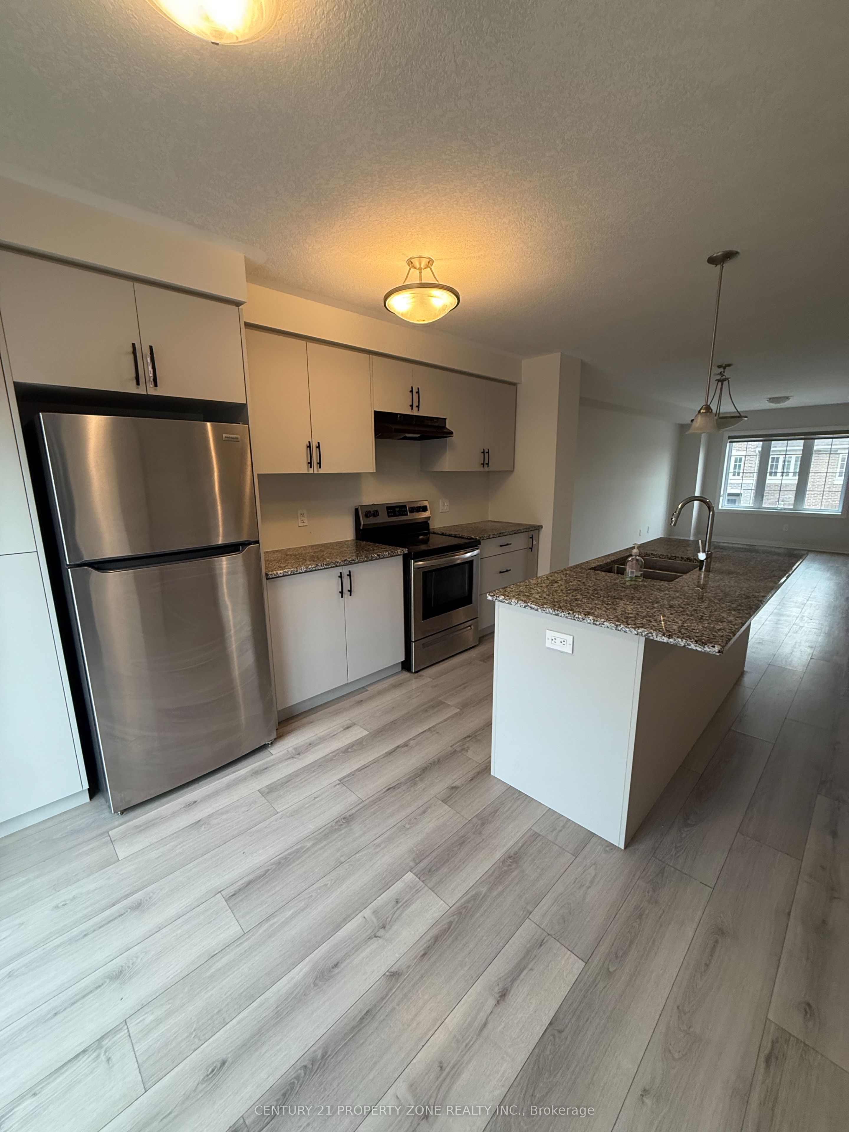 311 Woolwich Street 16, Waterloo, ON N2K 0H4 photo 2