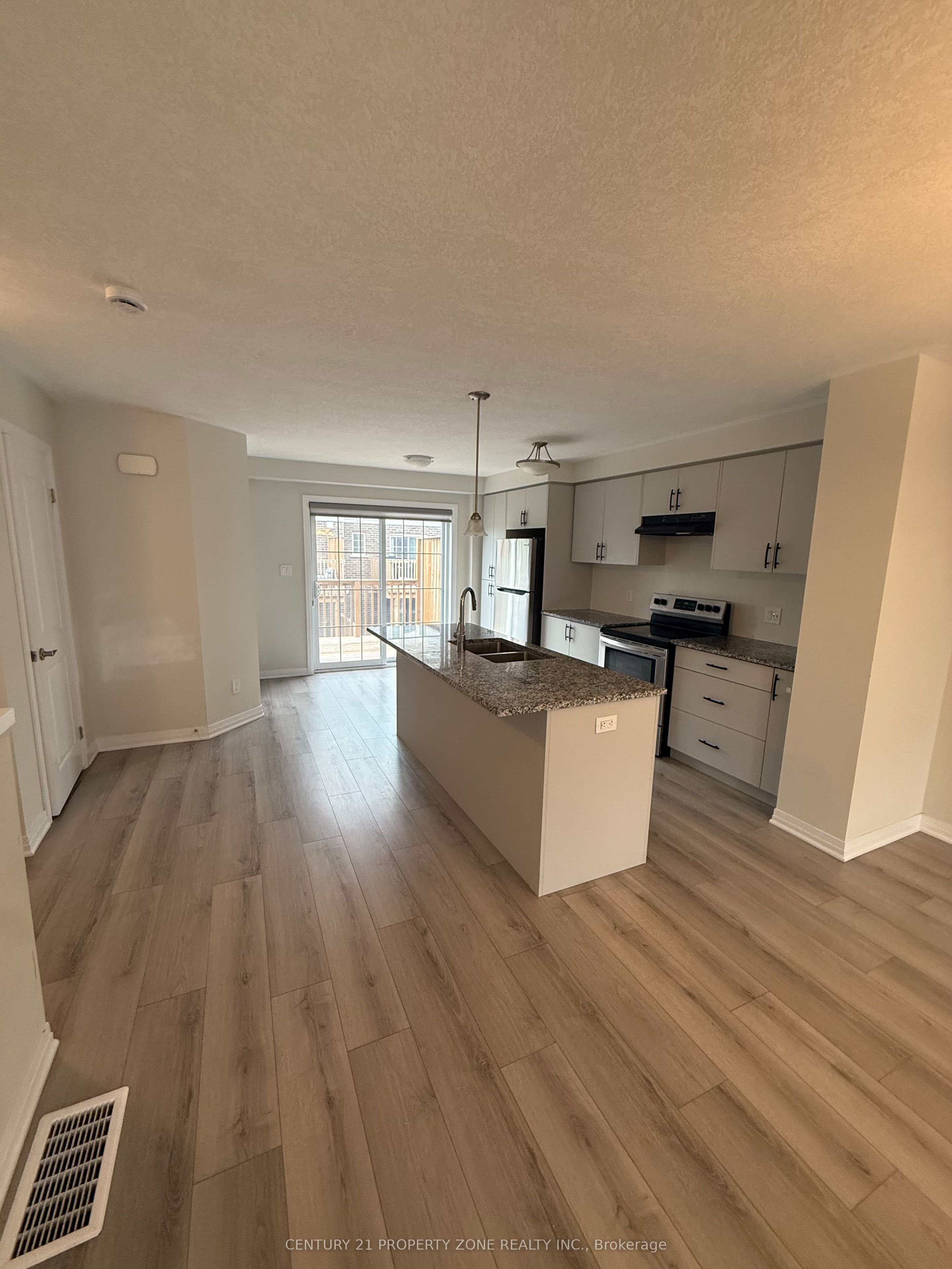 311 Woolwich Street 16, Waterloo, ON N2K 0H4 photo 3