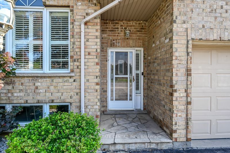 59 Colin Crescent Lower Unit, Hamilton, ON L9A 5H8 photo 3