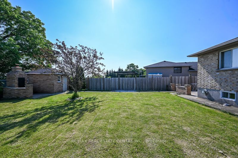 59 Colin Crescent Lower Unit, Hamilton, ON L9A 5H8 photo 4