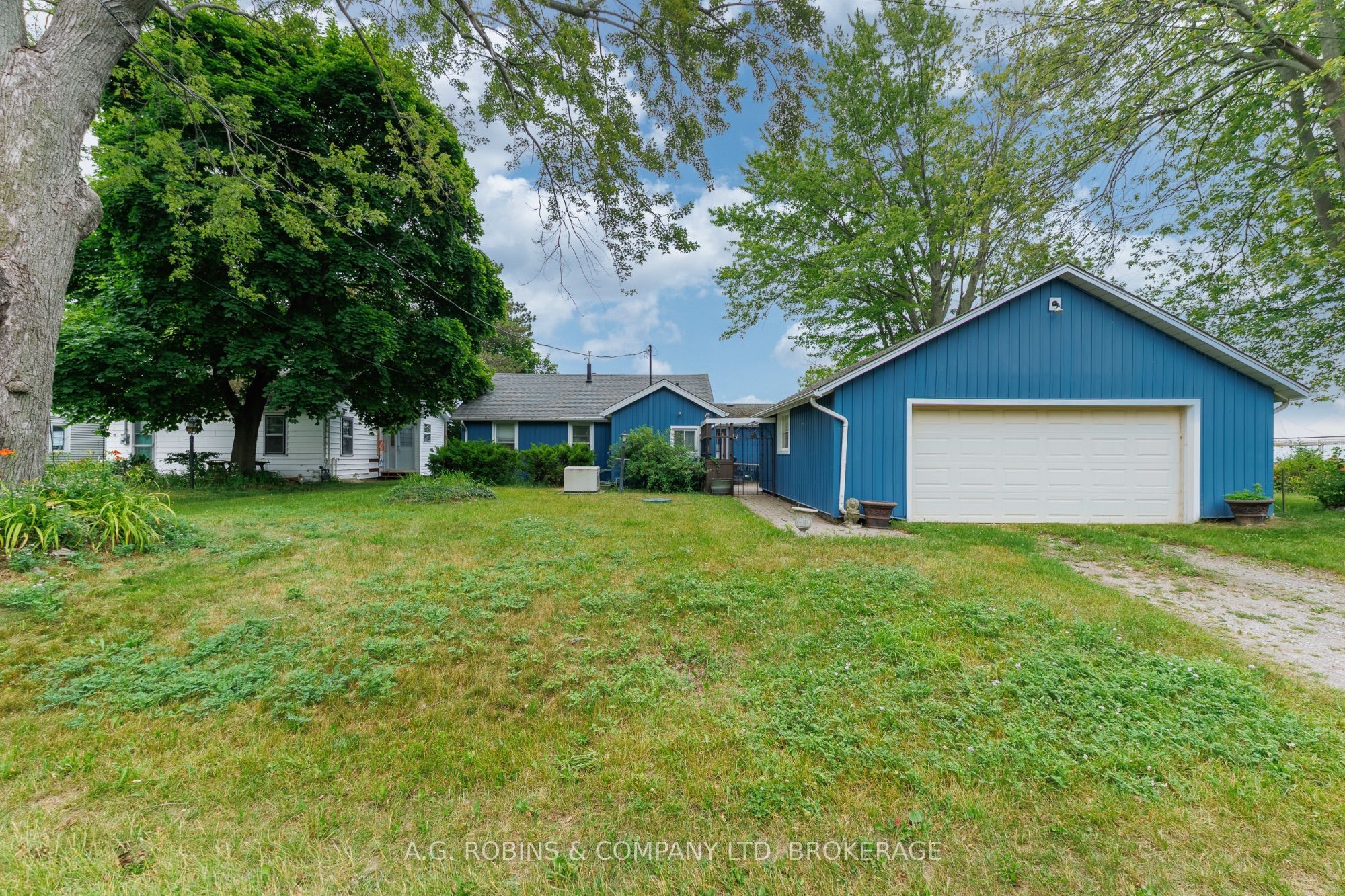 11251 HARBOURVIEW Road, Wainfleet, ON L0S 1V0