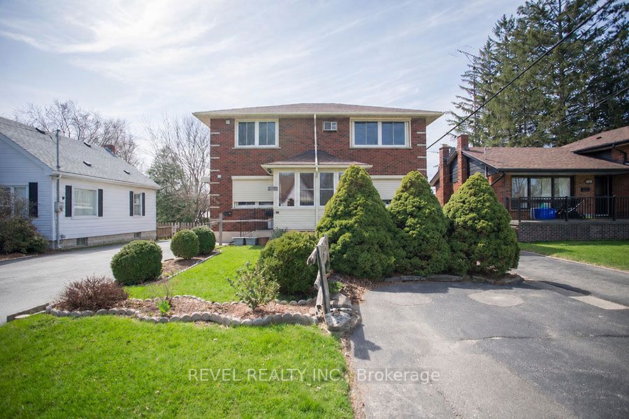 415 Chatham Street 3, Brantford, ON N3S 4J4
