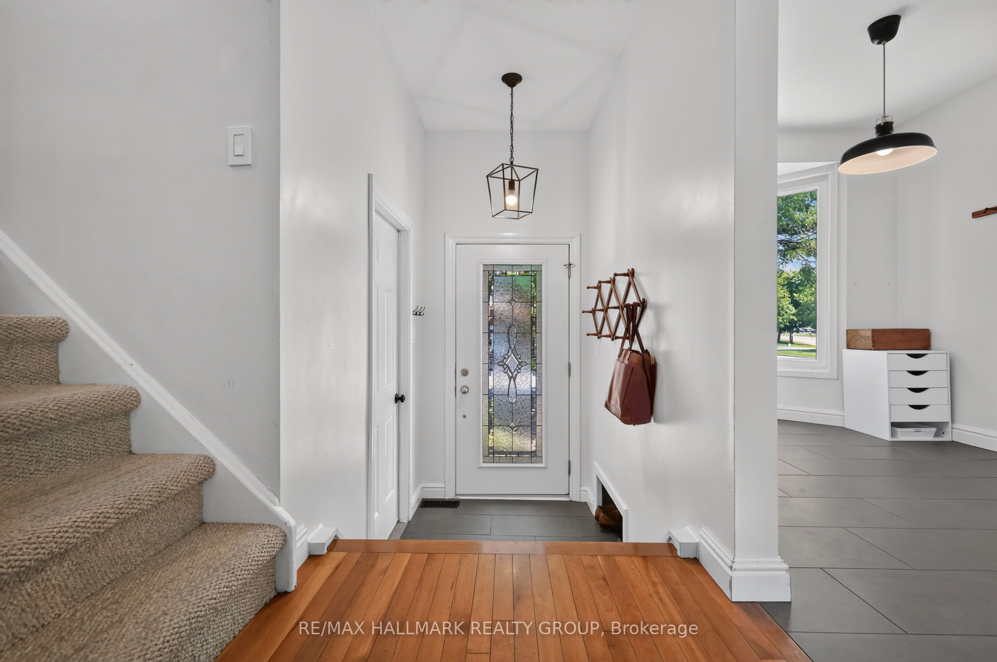 6106 Meadowhill Crescent, Orleans - Convent Glen and Area, ON K1C 5R7 photo 5
