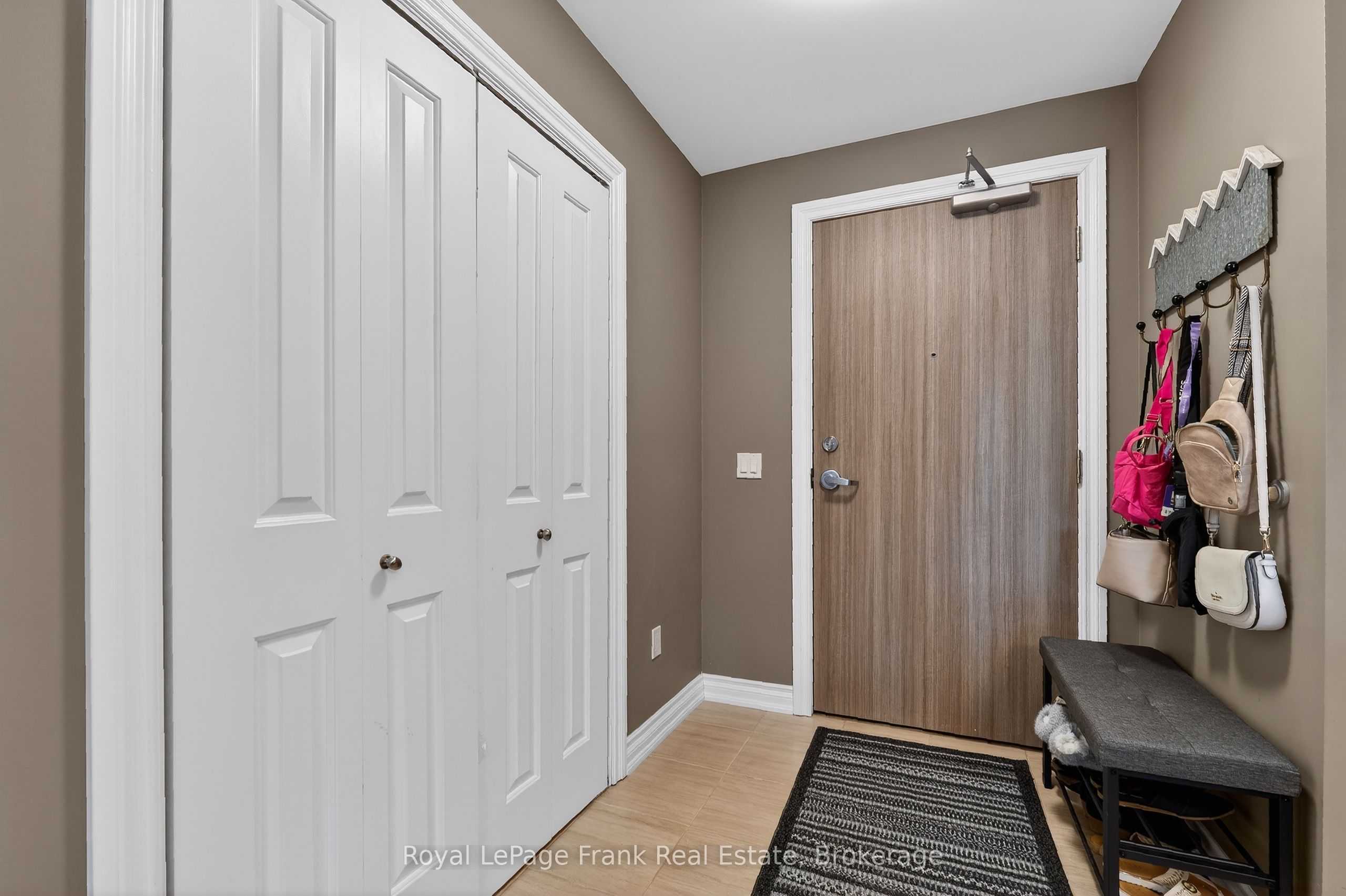 25 King Street 103, Kawartha Lakes, ON K9V 1C7 photo 5