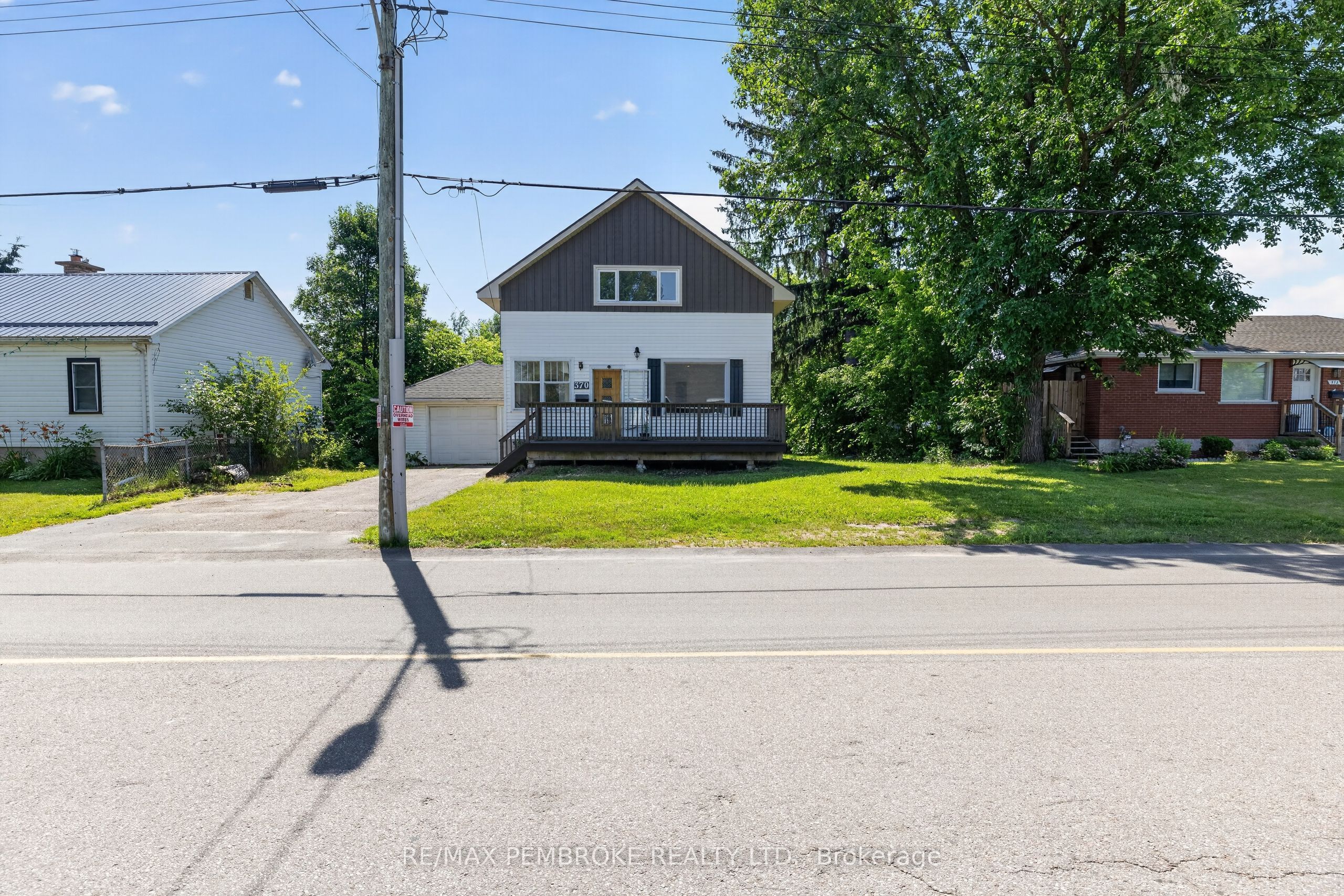 370 Carmody Street, Pembroke, ON K8A 4G2 photo 2