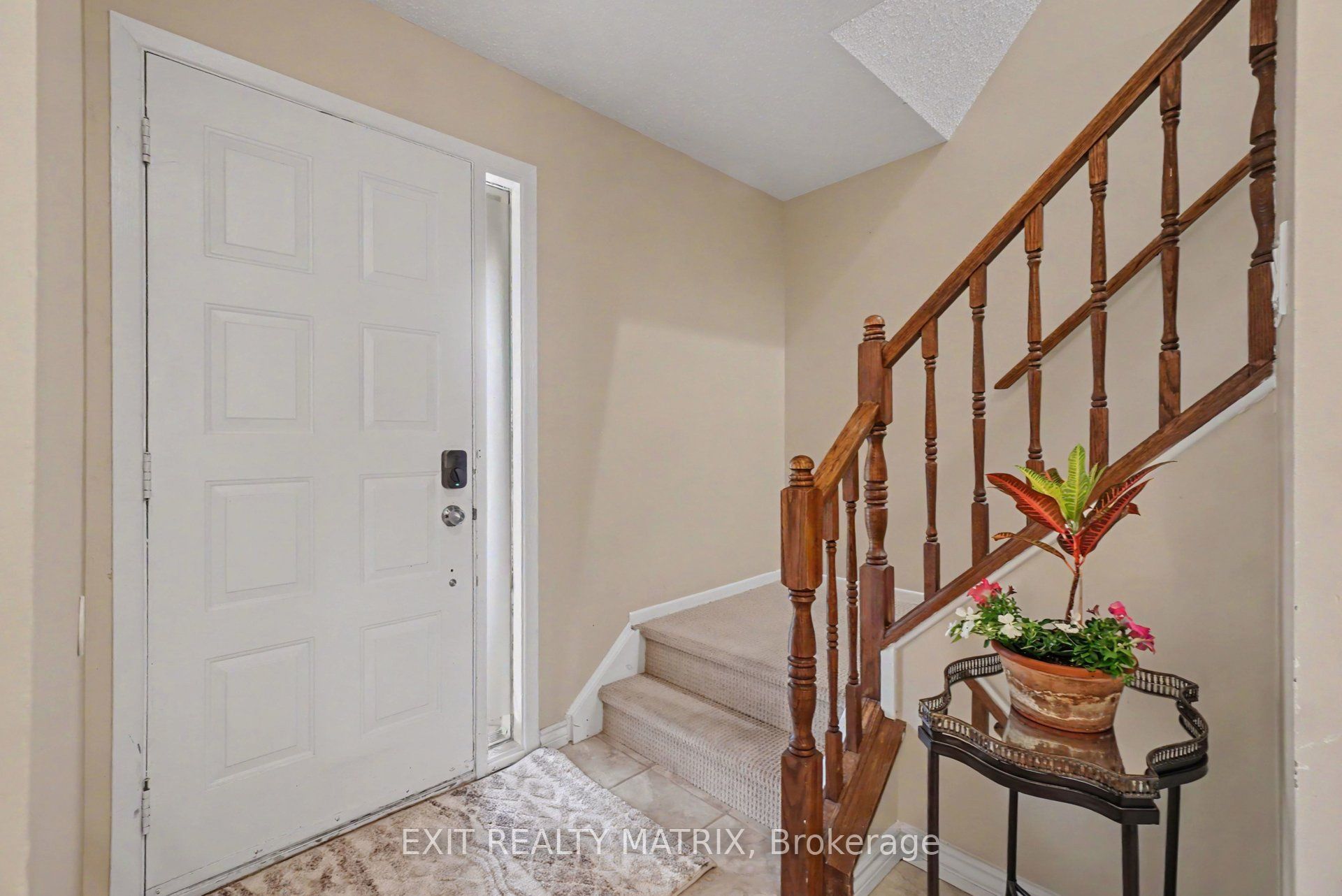 30 Bartley Crescent, Barrhaven, ON K2J 2J7 photo 2