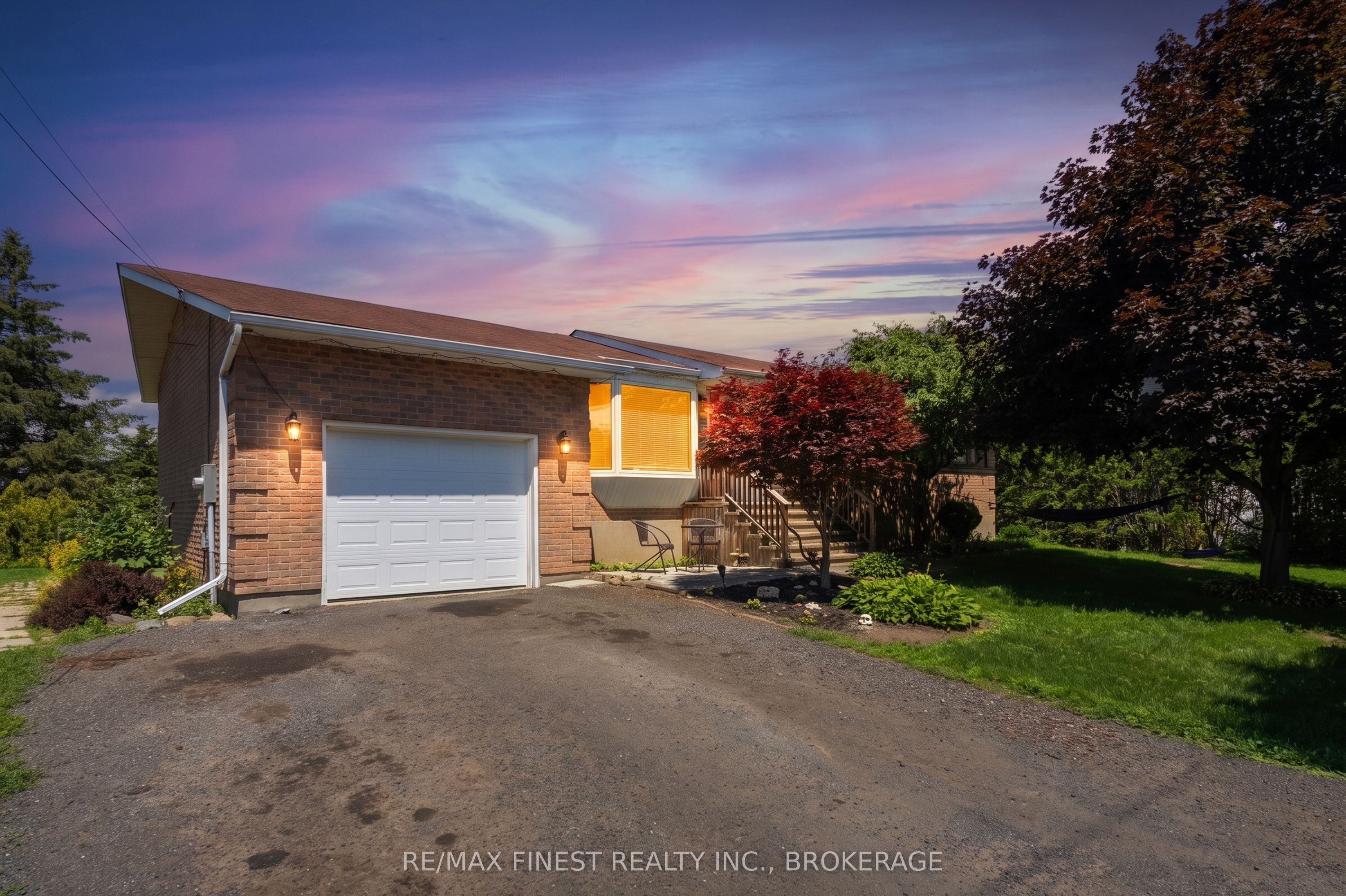10 SHANE Street, Loyalist, ON K0H 2H0