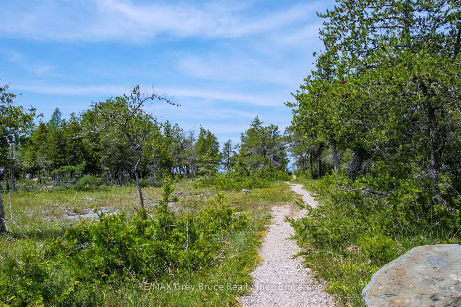 949 Dorcas Bay Road, Northern Bruce Peninsula, ON N0H 2R0 photo 3