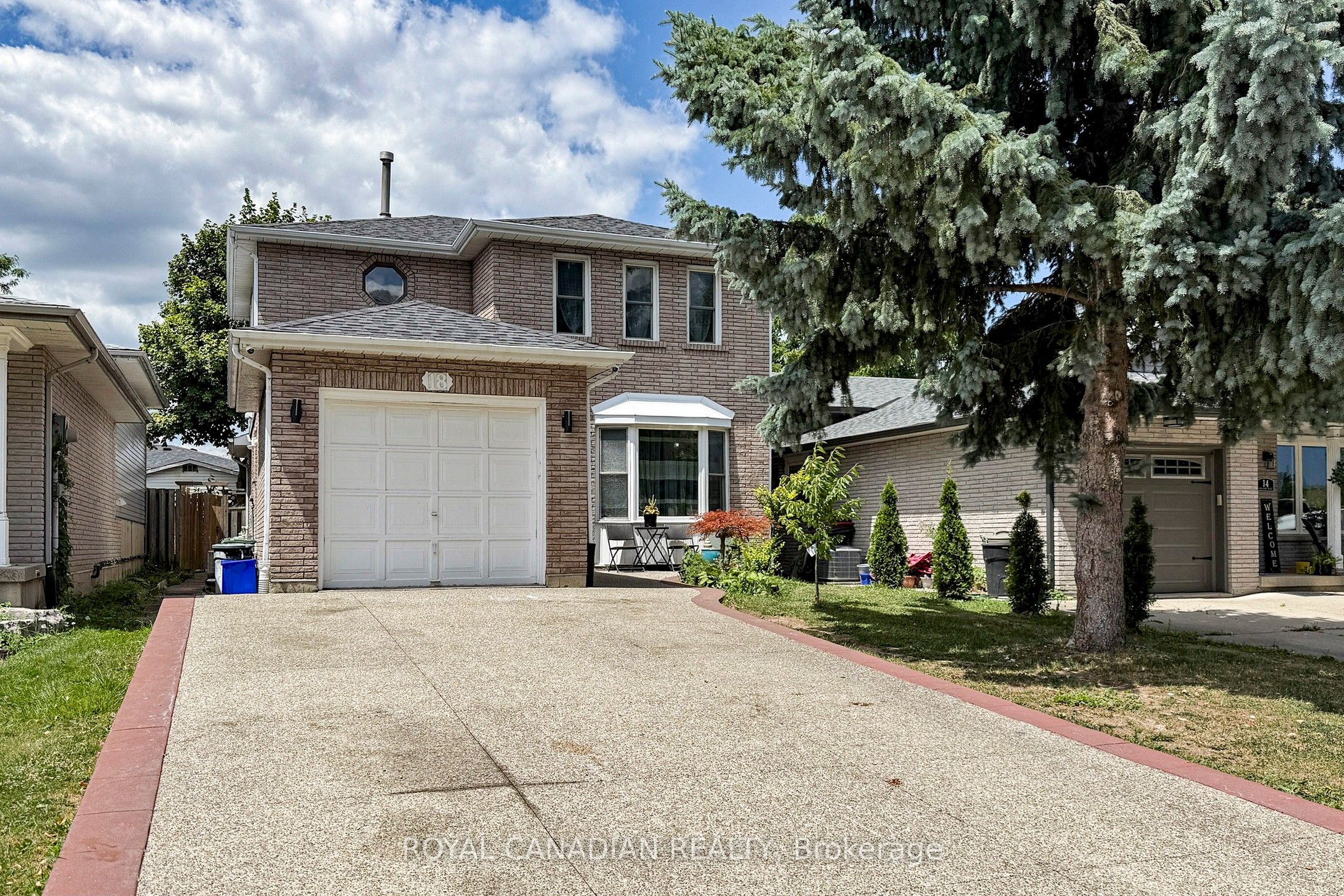 18 Millpond Place, Hamilton, ON L8W 2W7 photo 2