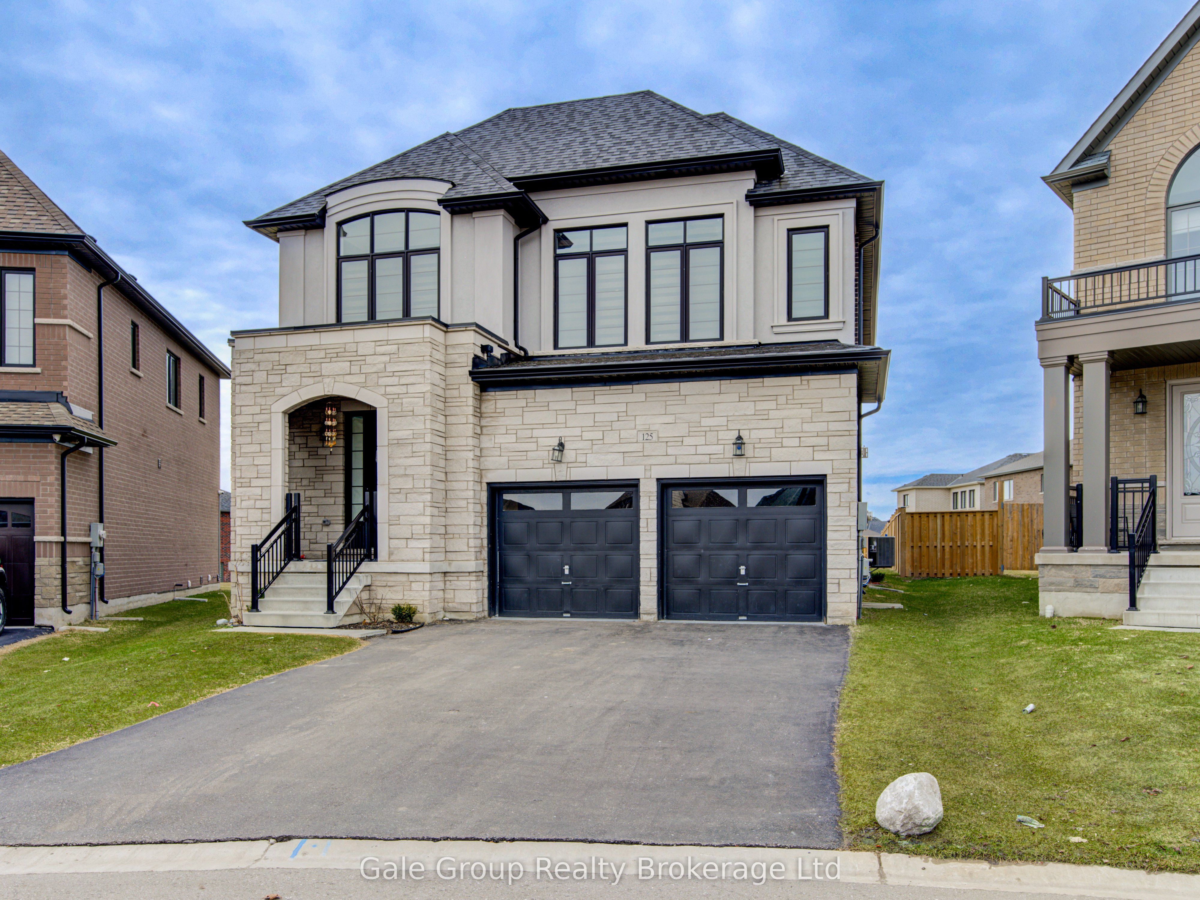 125 Prince Charles Crescent, Woodstock, ON N4T 0N1 photo 2
