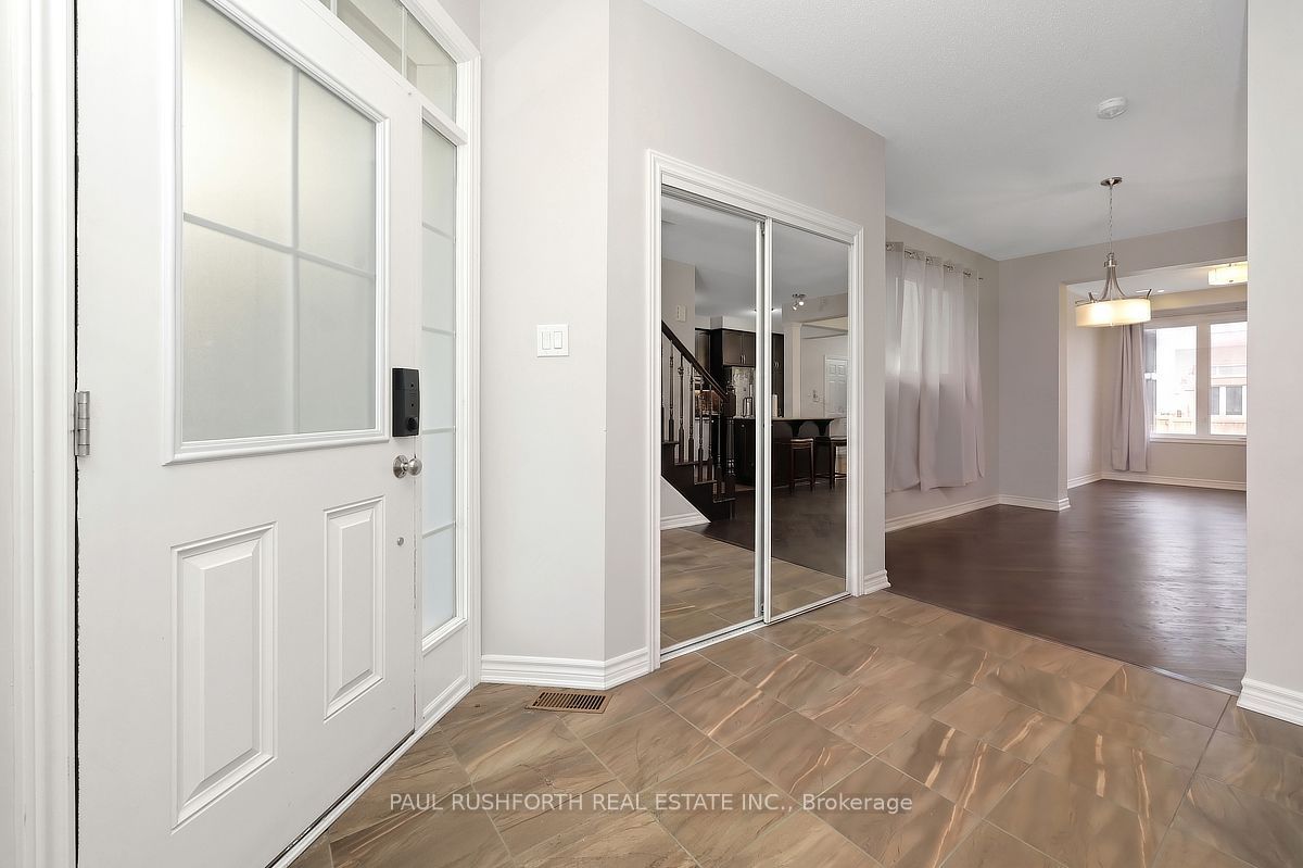 66 Escallonia Court, Stittsville - Munster - Richmond, ON K2S 0W9 photo 2
