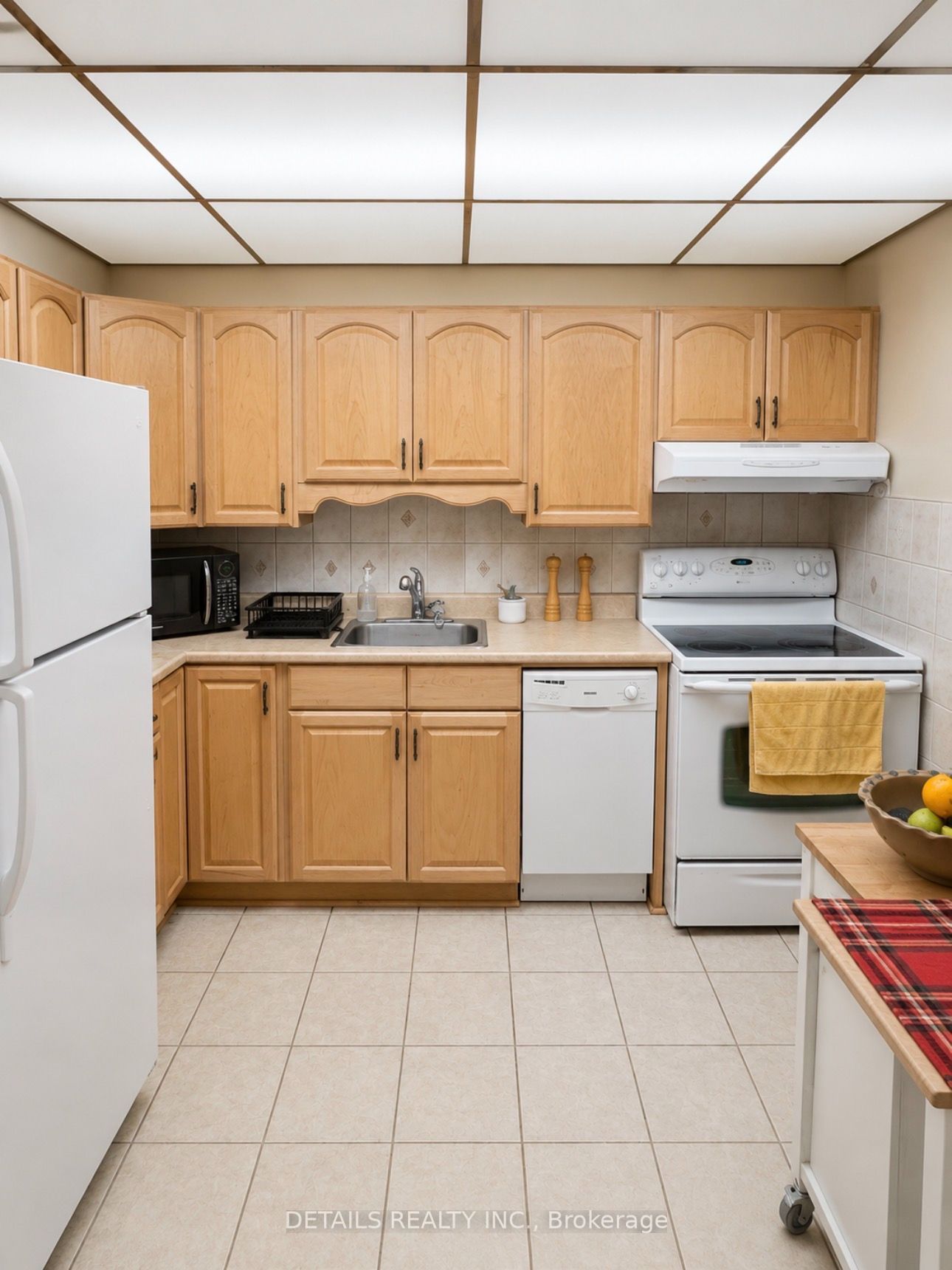 158A McArthur Avenue 1105, Vanier and Kingsview Park, ON K1L 8E7 photo 5
