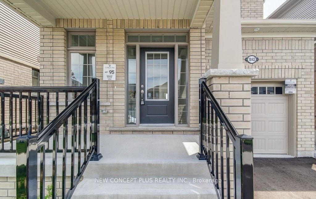 1042 Denton Drive, Cobourg, ON K9A 3T8 photo 2