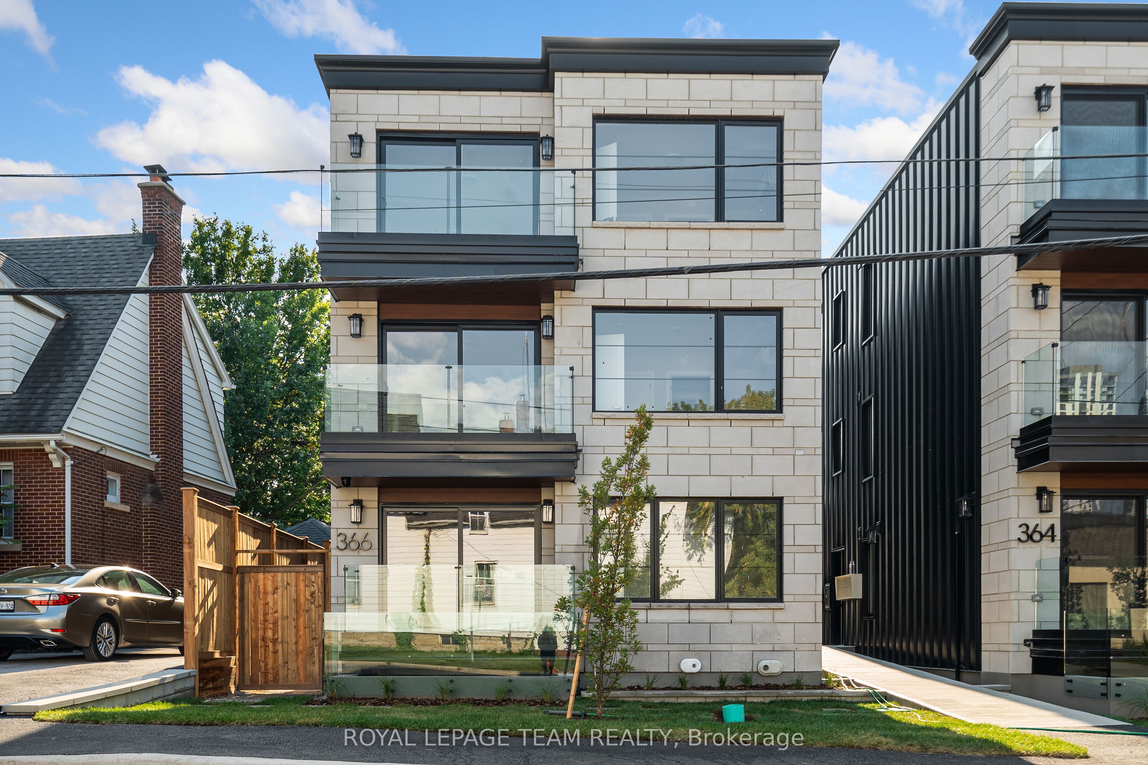 366 WINONA Avenue 3, Westboro - Hampton Park, ON K1Z 5H7 photo 2