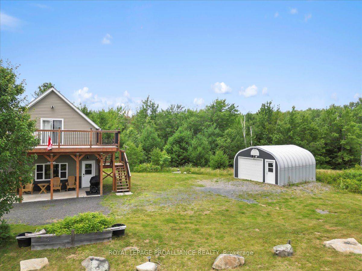 11251B Highway 41, Addington Highlands, ON K0H 1Z0 photo 2