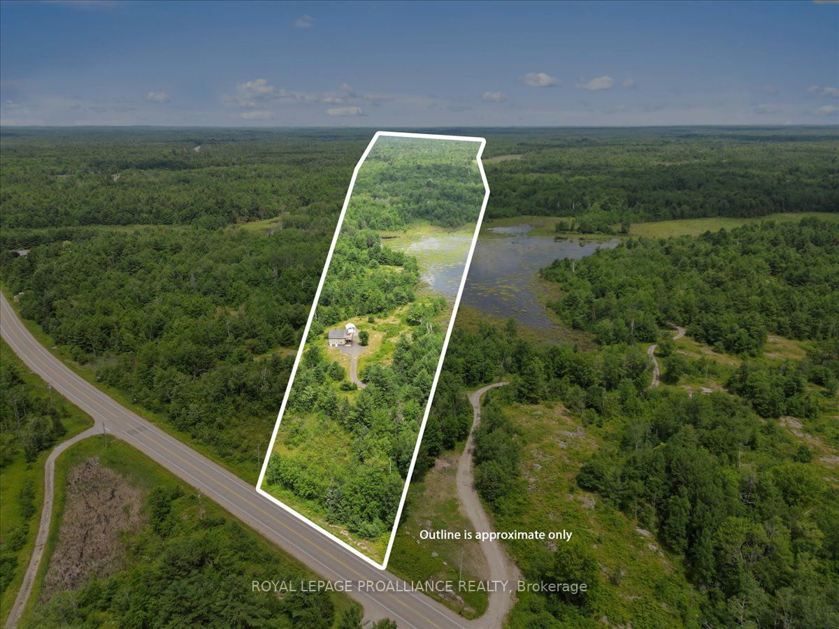 11251B Highway 41, Addington Highlands, ON K0H 1Z0 photo 3