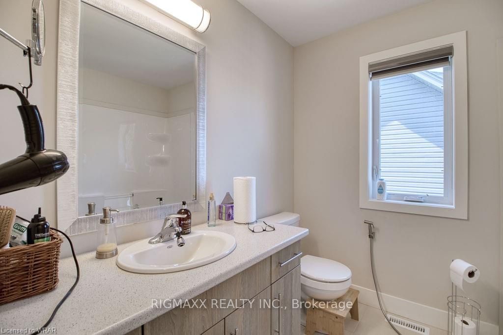 2104 Evans Boulevard, London South, ON N6M 0J6 photo 5