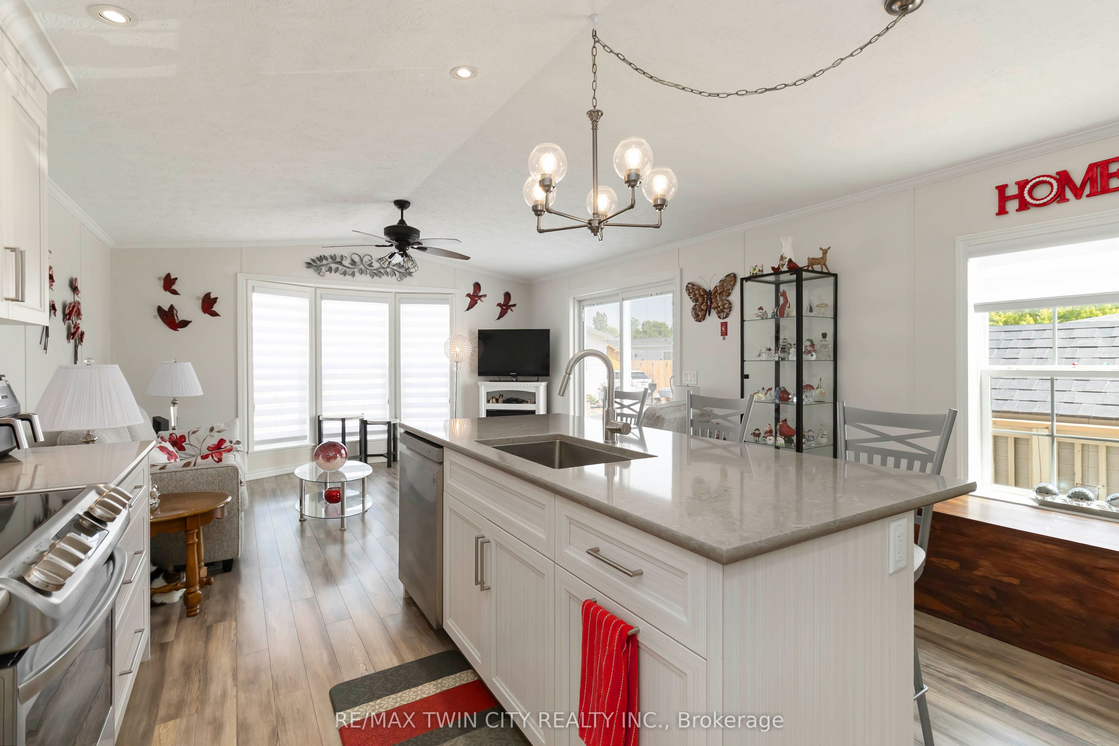 27 Elm Street, Puslinch, ON N1H 6H9 photo 5