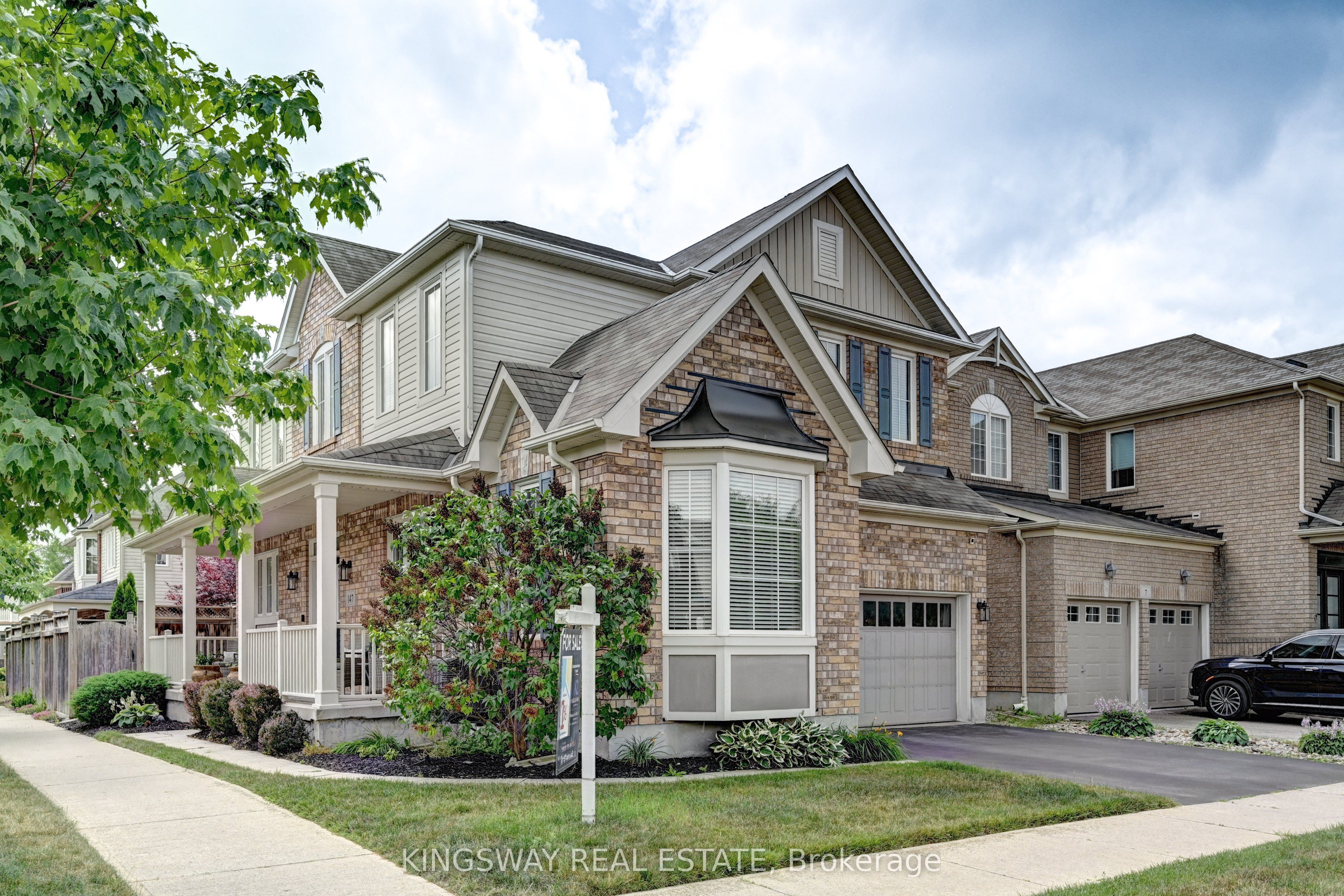 147 SILVERTHORNE Drive, Cambridge, ON N3C 0B7 photo 3