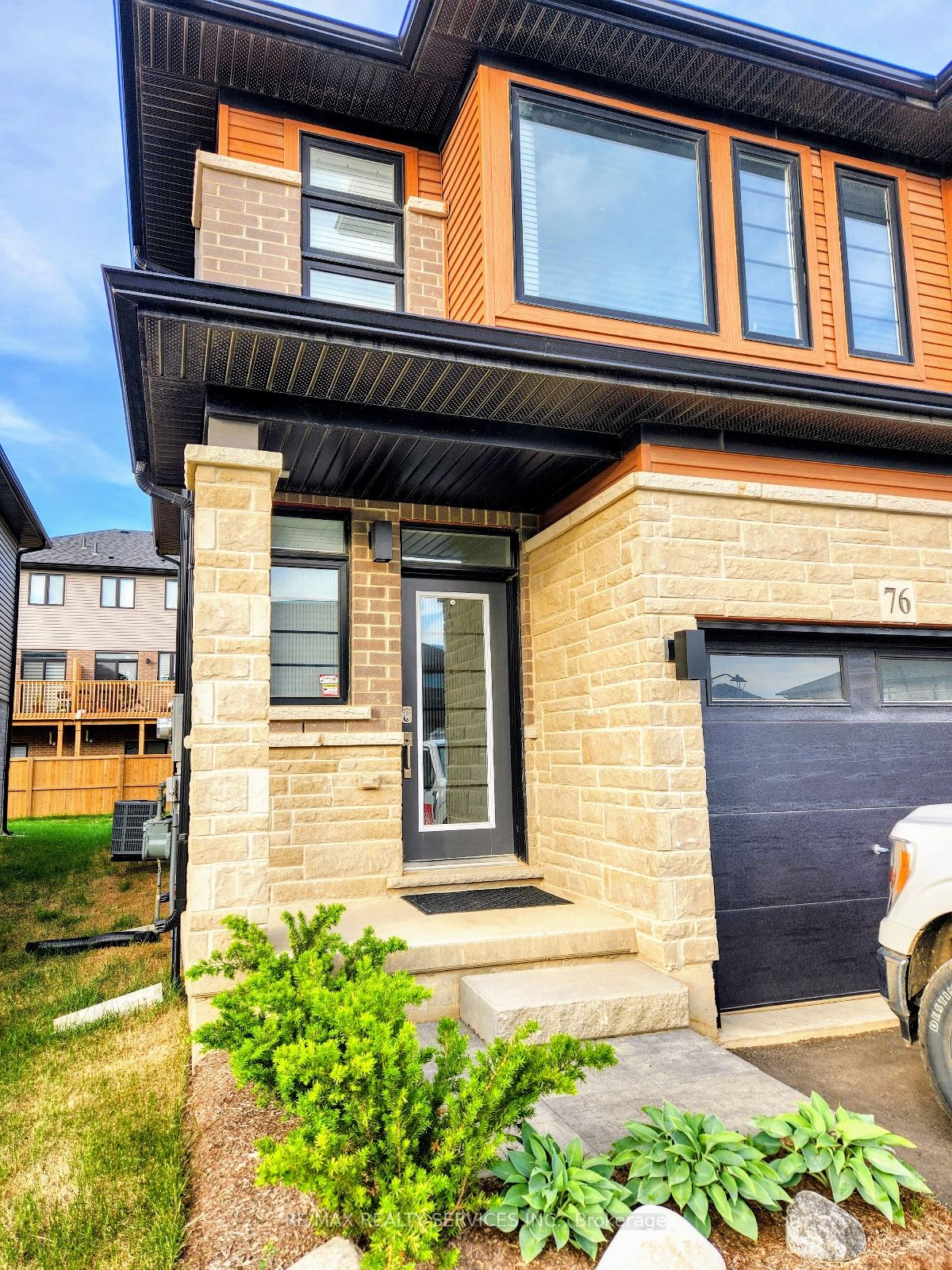 76 June Callwood Way, Brantford, ON N3T 0V2 photo 2