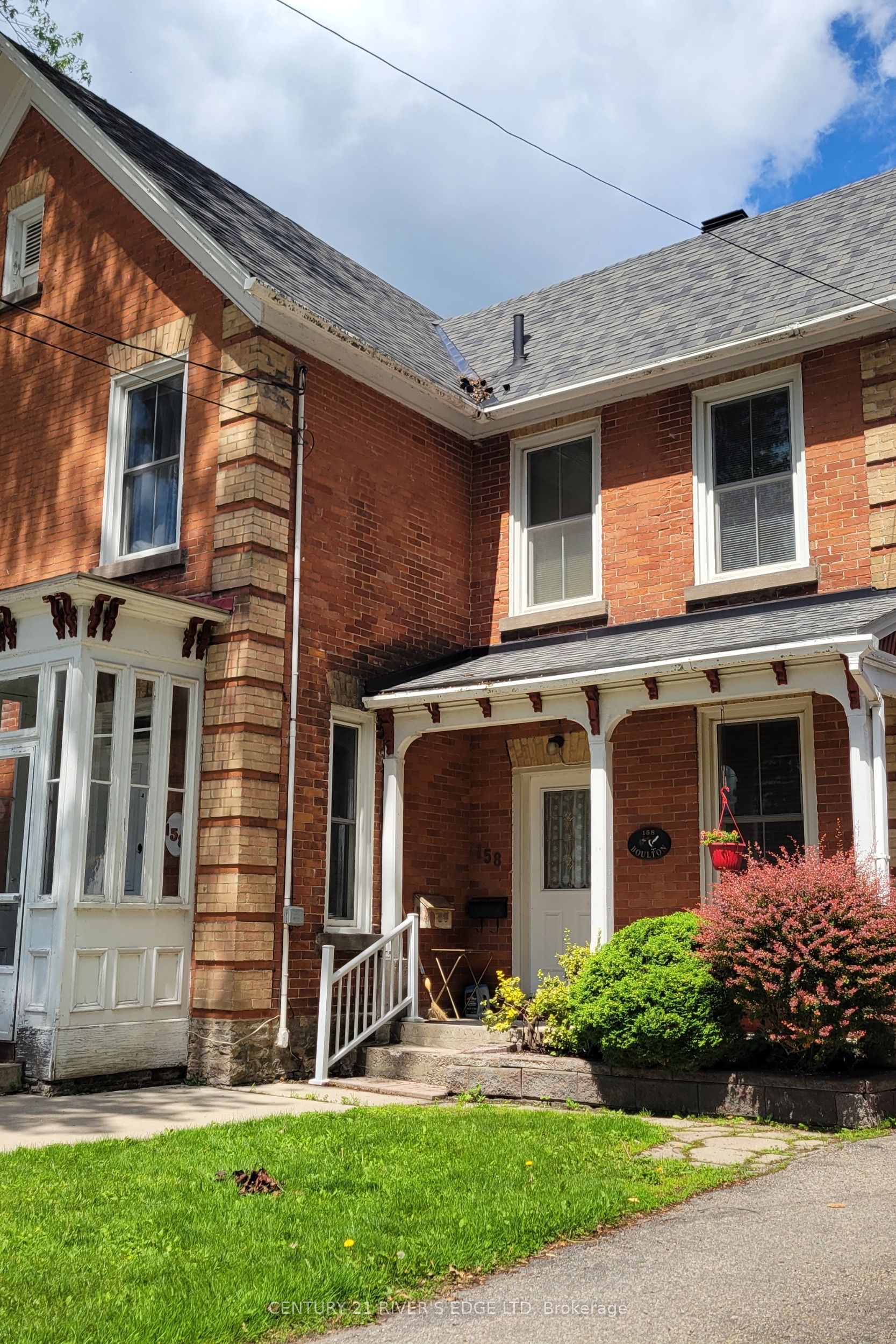 158 Pearl Street W, Brockville, ON K6V 4C6 photo 4
