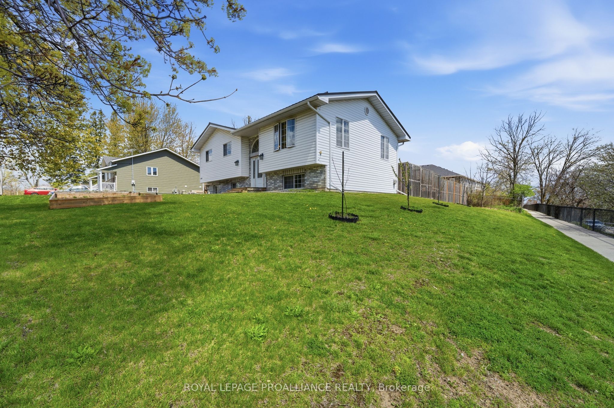 144 Centre Street, Deseronto, ON K0K 1X0 photo 5