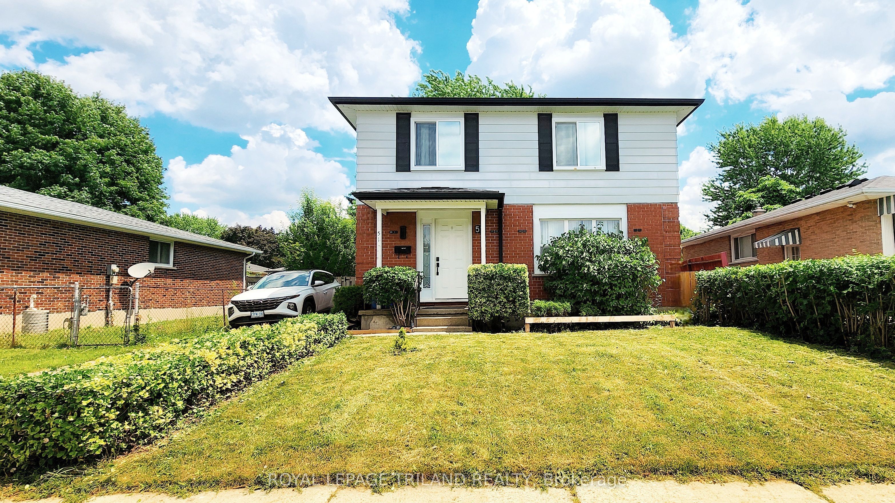51 Ashbury Avenue, London South, ON N6E 1S9