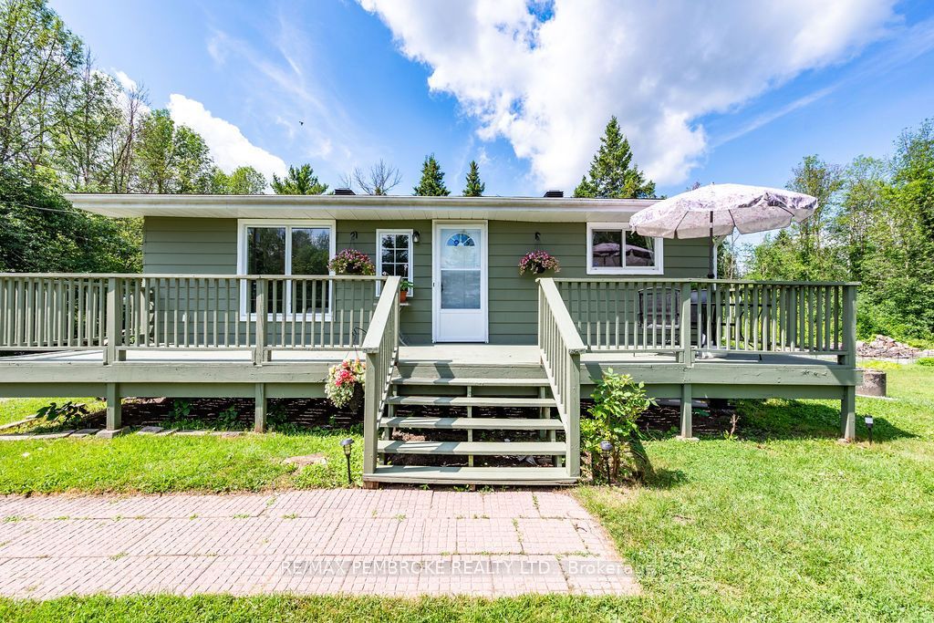 1369 B Greenwood Road, Whitewater Region, ON K8A 6W3 photo 2