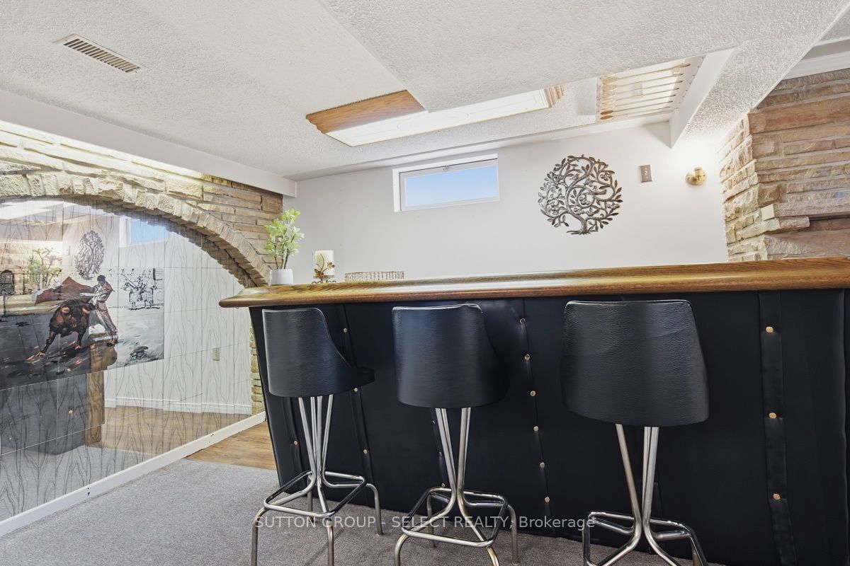 107 Aponi Crescent, London East, ON N5V 2V3 photo 3