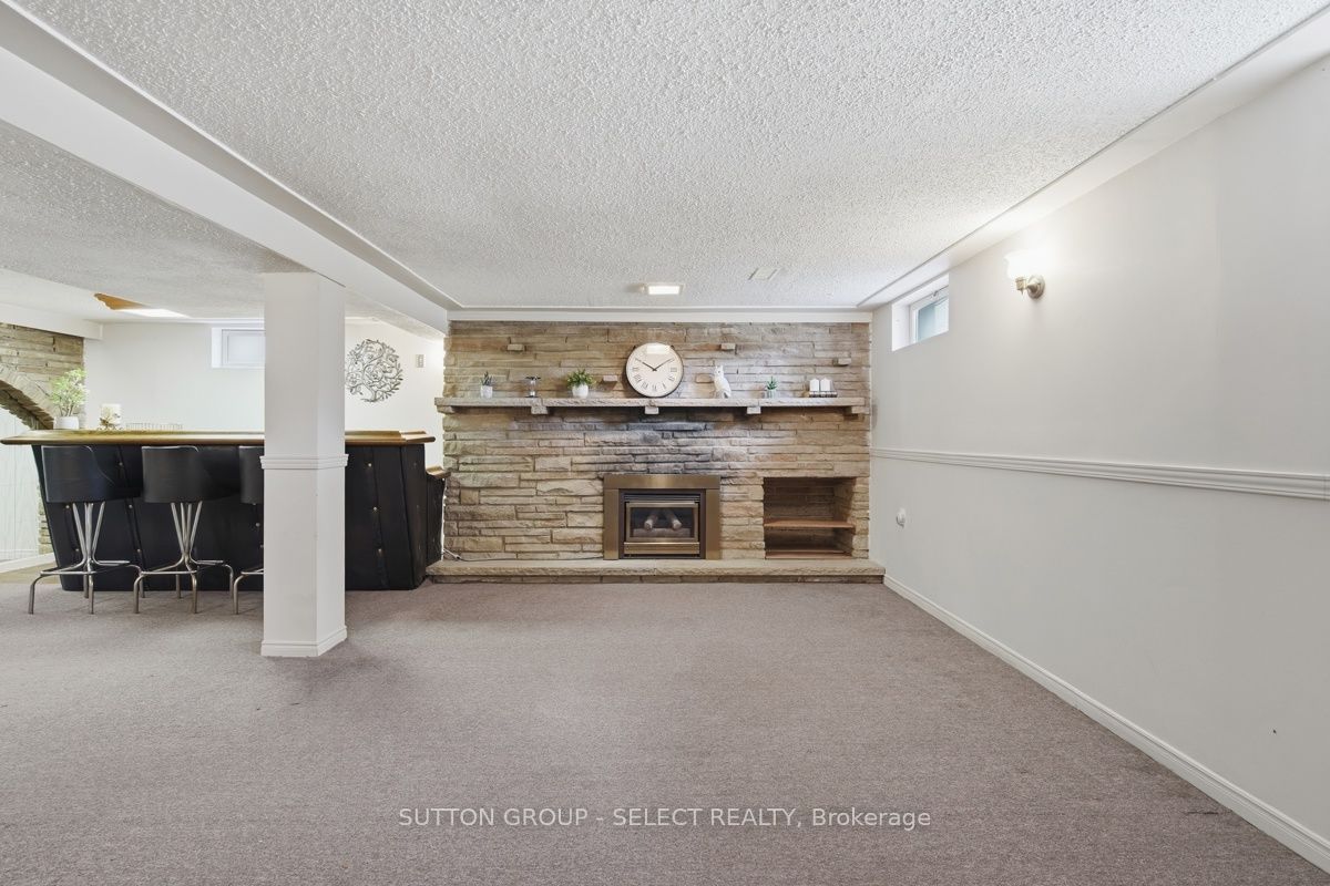 107 Aponi Crescent, London East, ON N5V 2V3 photo 5