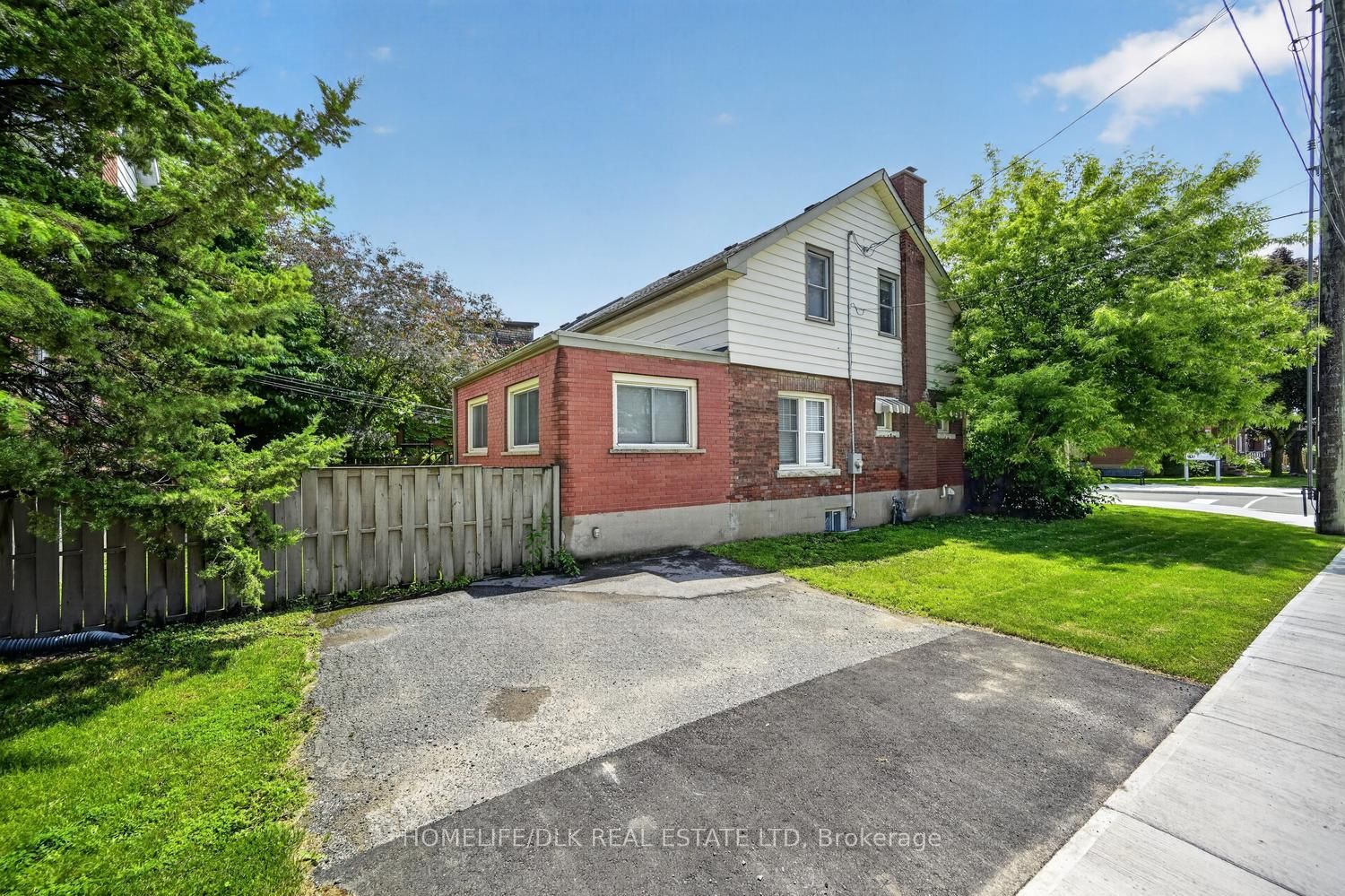 427 Earl Street, Kingston, ON K7L 2J9 photo 3