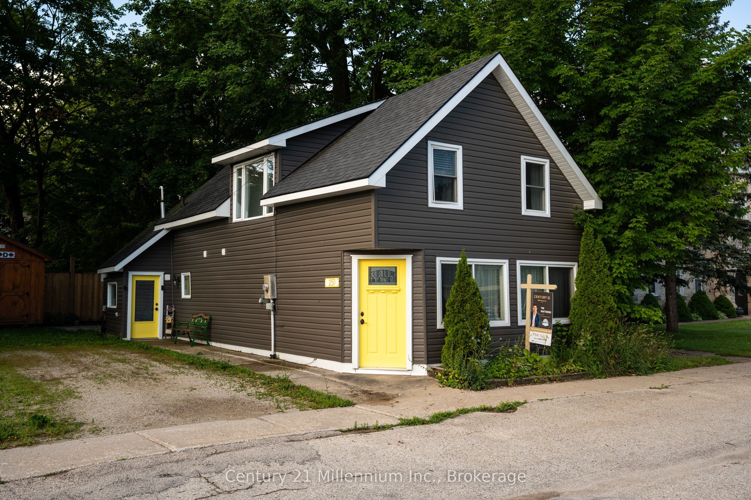 251 William Street, South Bruce Peninsula, ON N0H 2T0 photo 2