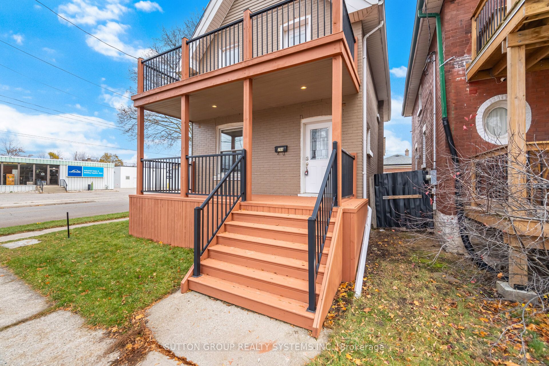 299 Park Avenue, Brantford, ON N3S 5L2 photo 3