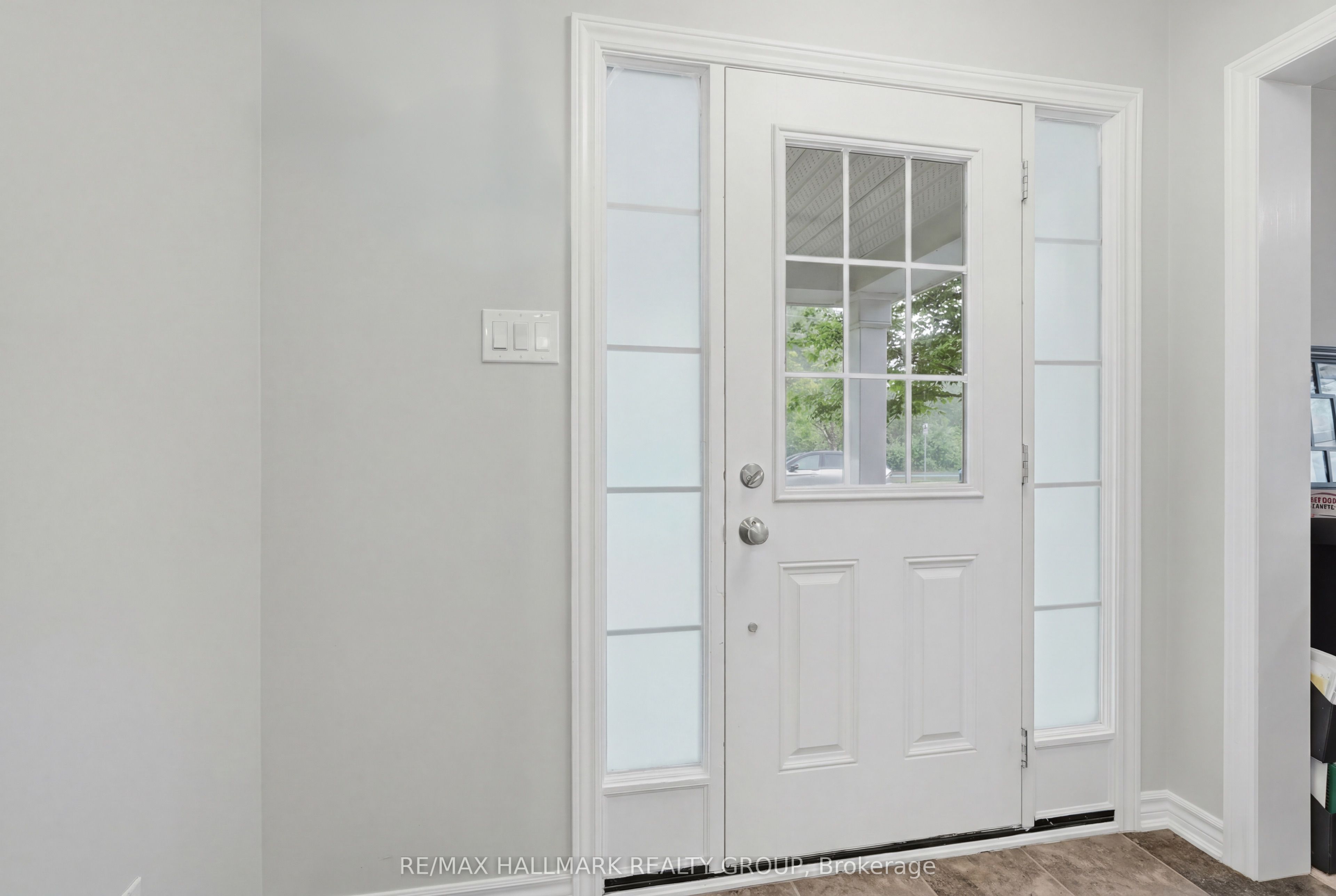 588 Foxlight Circle, Kanata, ON K2M 0L9 photo 4