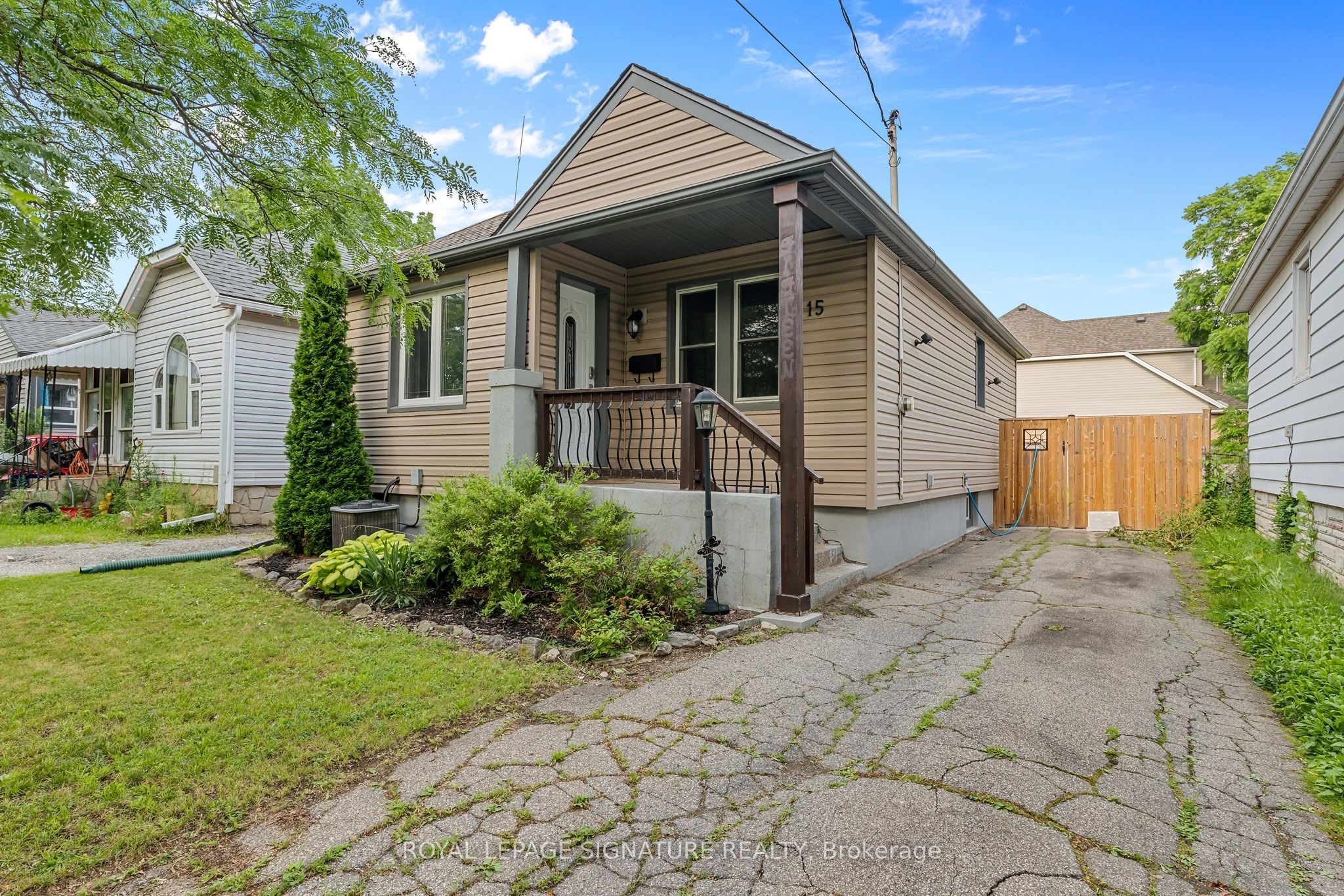 15 Ravine Road, St. Catharines, ON L2P 3A6 photo 2