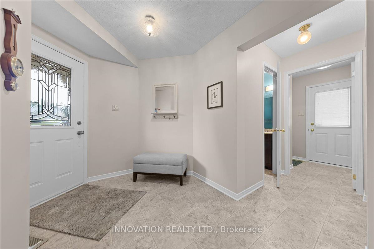 183 Equestrian Drive, Kanata, ON K2M 1K6 photo 2