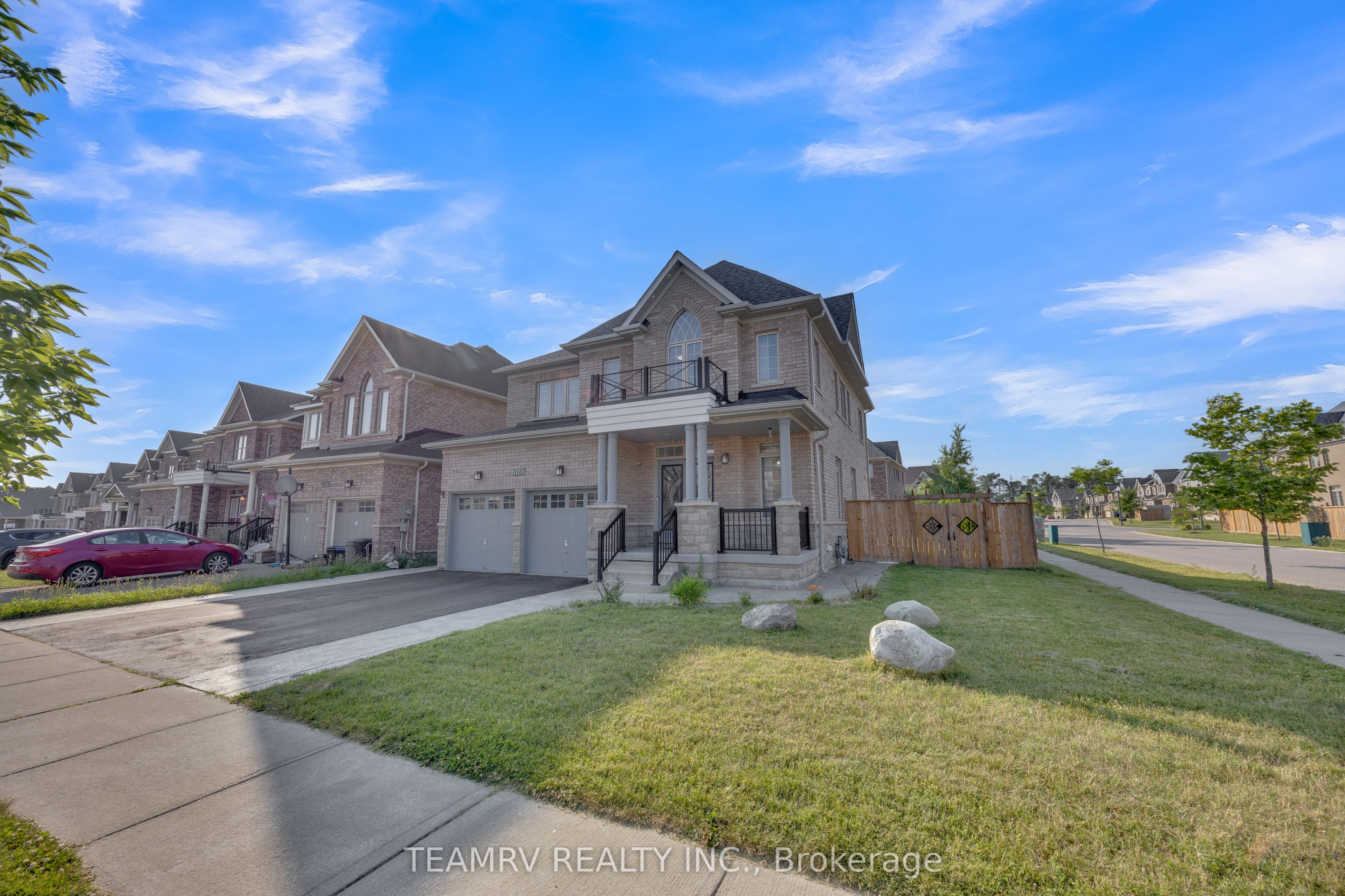 1161 Upper Thames Drive, Woodstock, ON N4T 0L4 photo 2