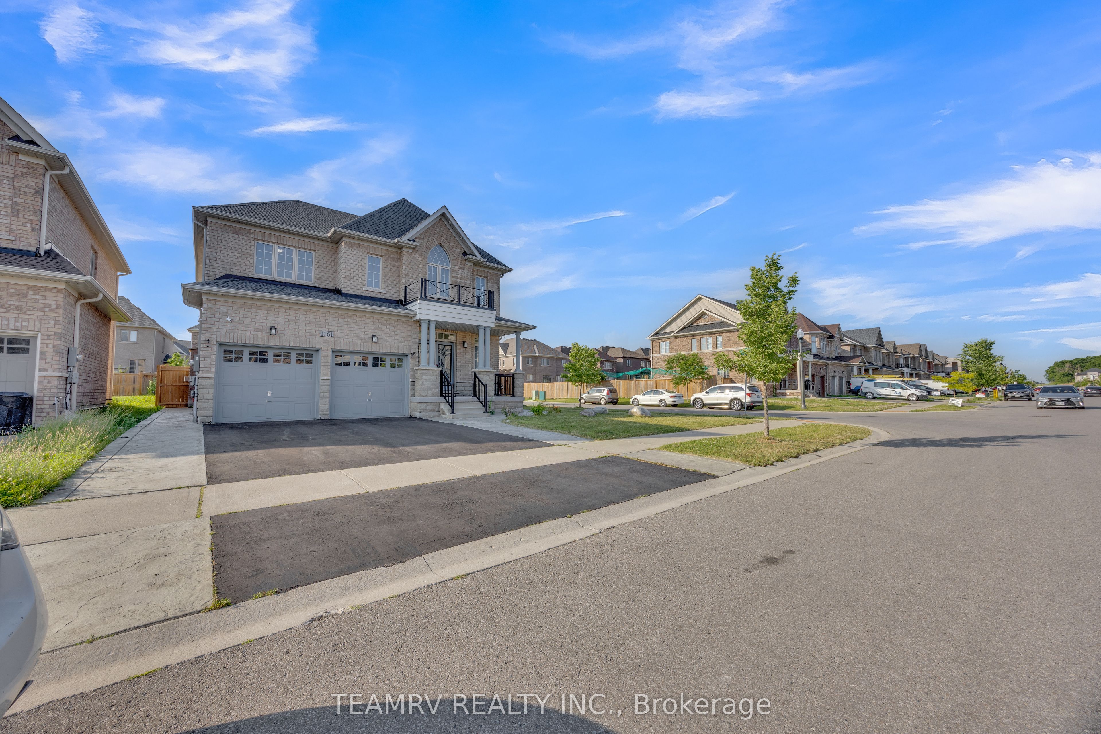 1161 Upper Thames Drive, Woodstock, ON N4T 0L4 photo 3